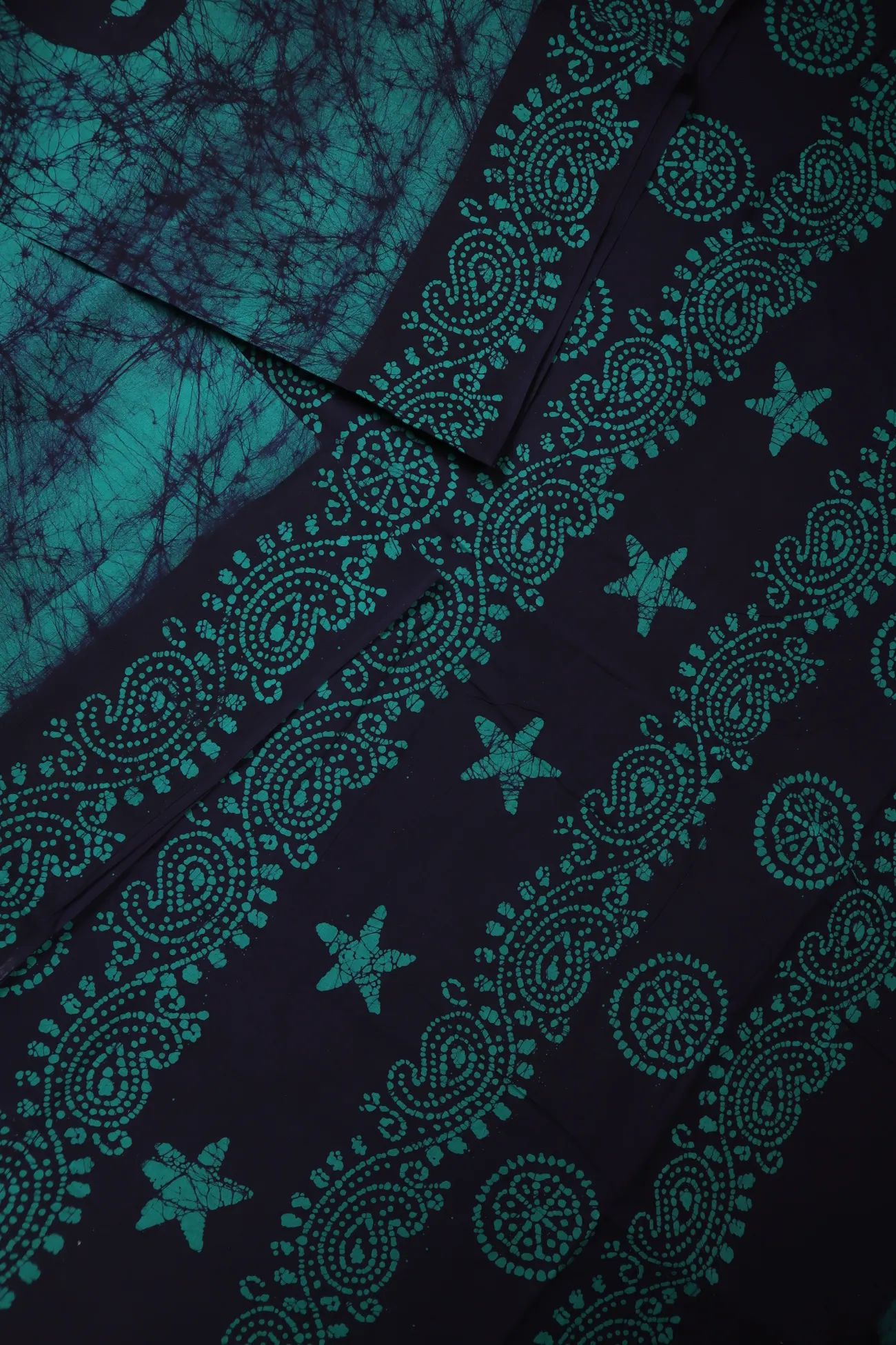 teal-batik-madurai-sungudi-saree-ssb000029-b