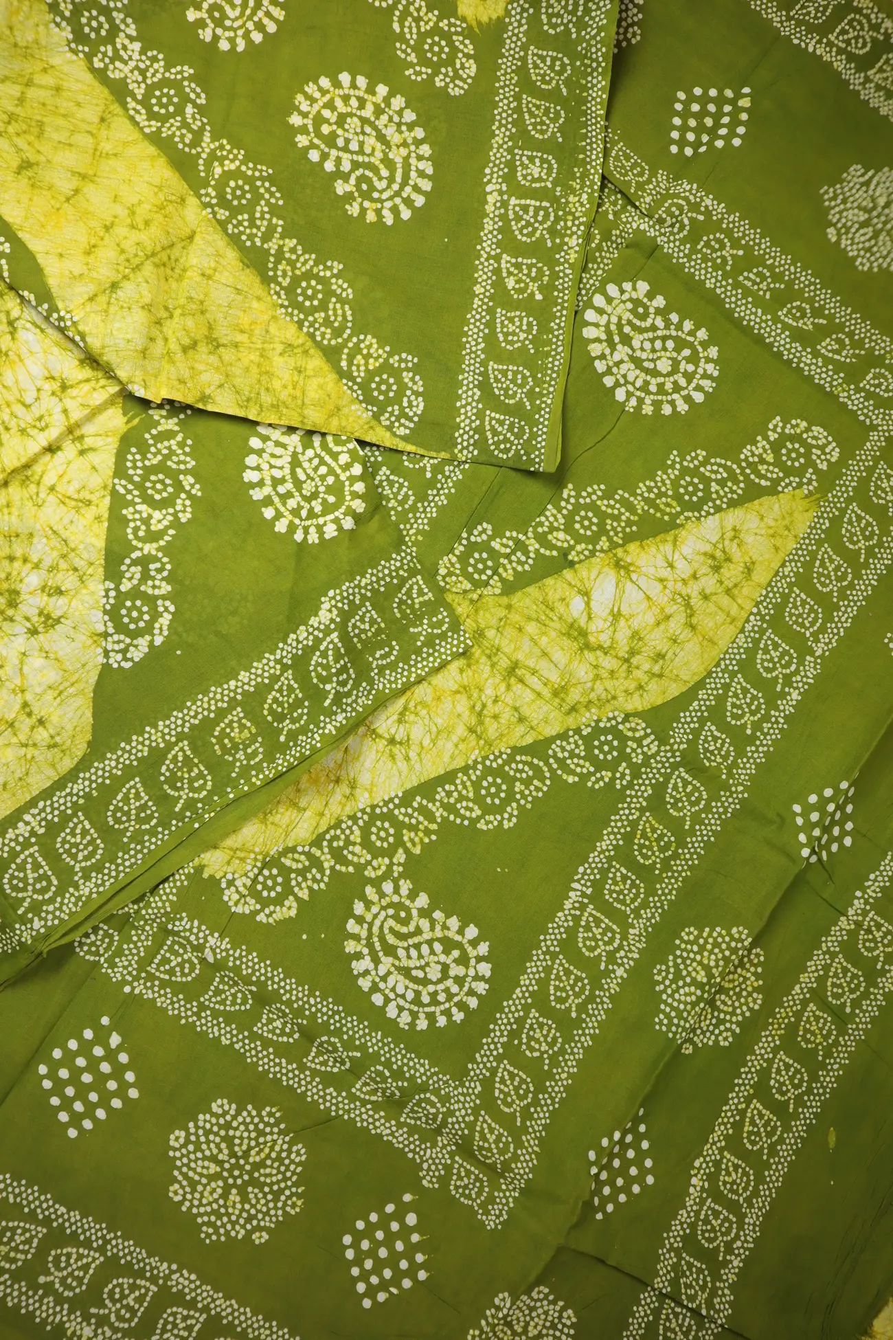 green-batik-madurai-sungudi-saree-ssb000034-b