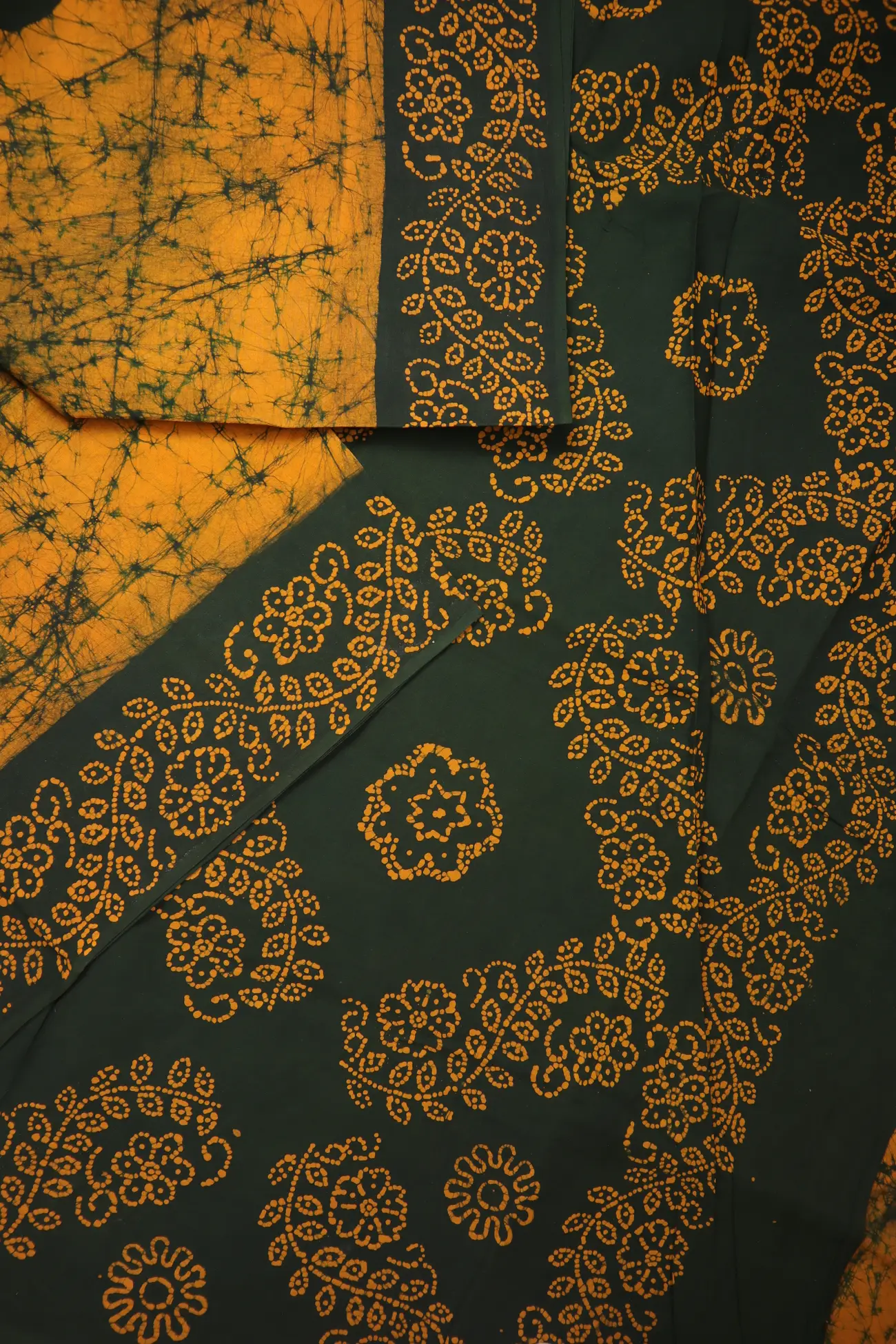 mustard-batik-madurai-sungudi-saree-ssb000044-b