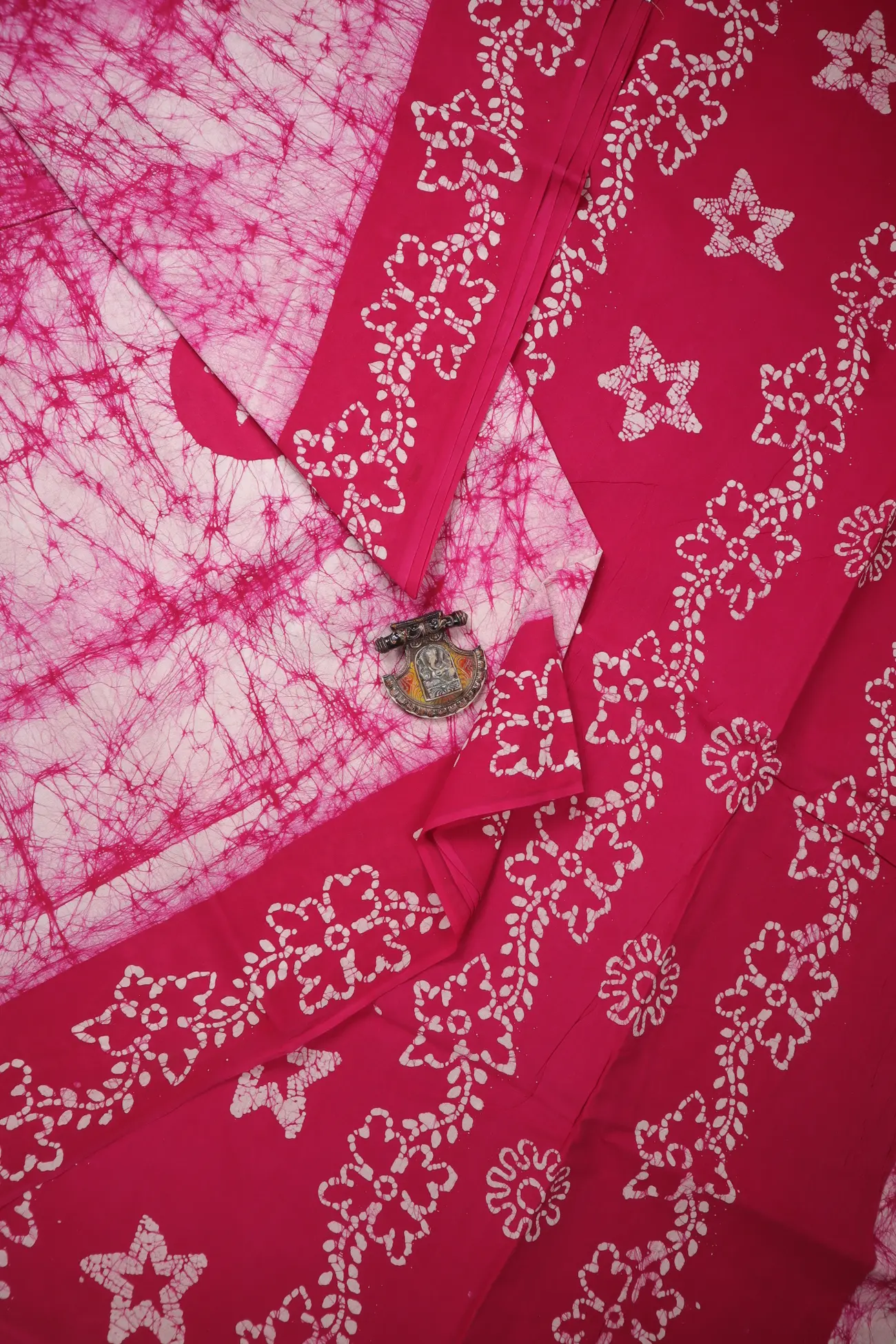 pink-batik-madurai-sungudi-saree-ssb000027-a
