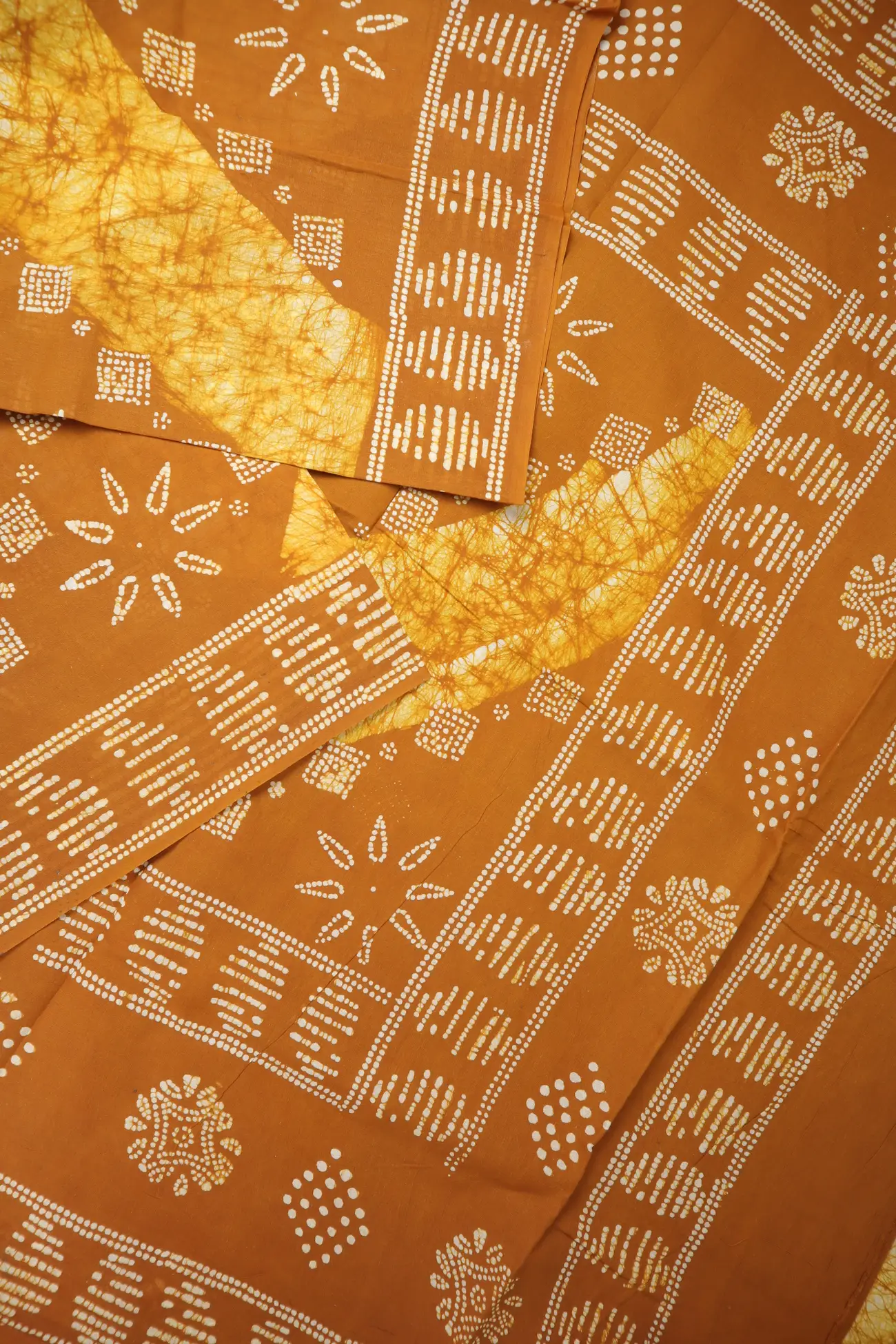 mustard-batik-madurai-sungudi-saree-ssb000045-b