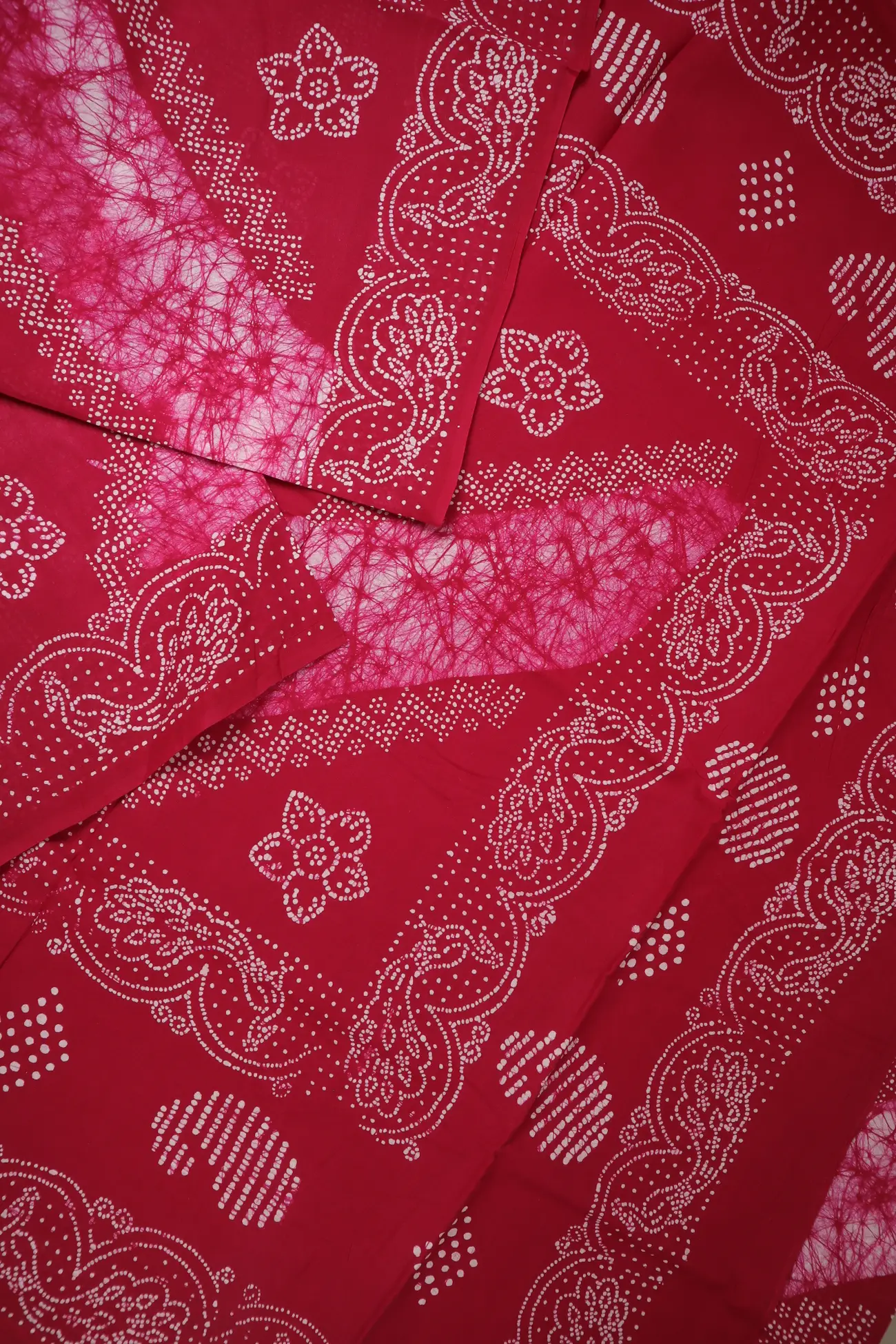 pink-batik-madurai-sungudi-saree-ssb000039-b