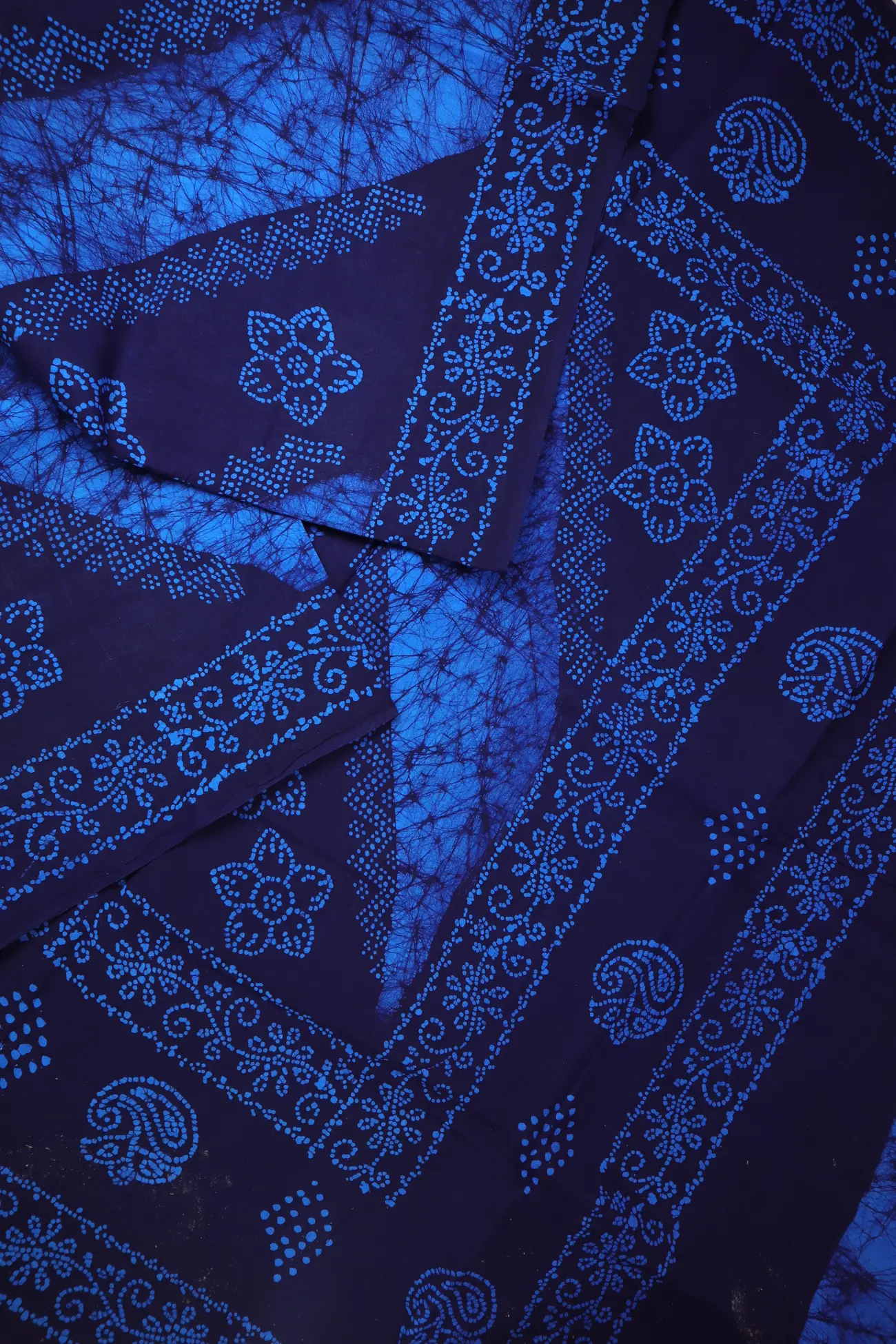 blue-batik-madurai-sungudi-saree-ssb000030-b