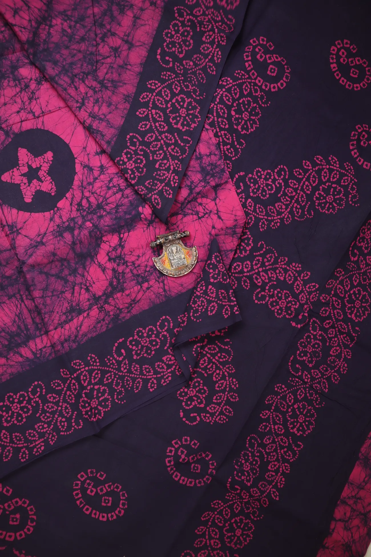 pink-batik-madurai-sungudi-saree-ssb000021-a