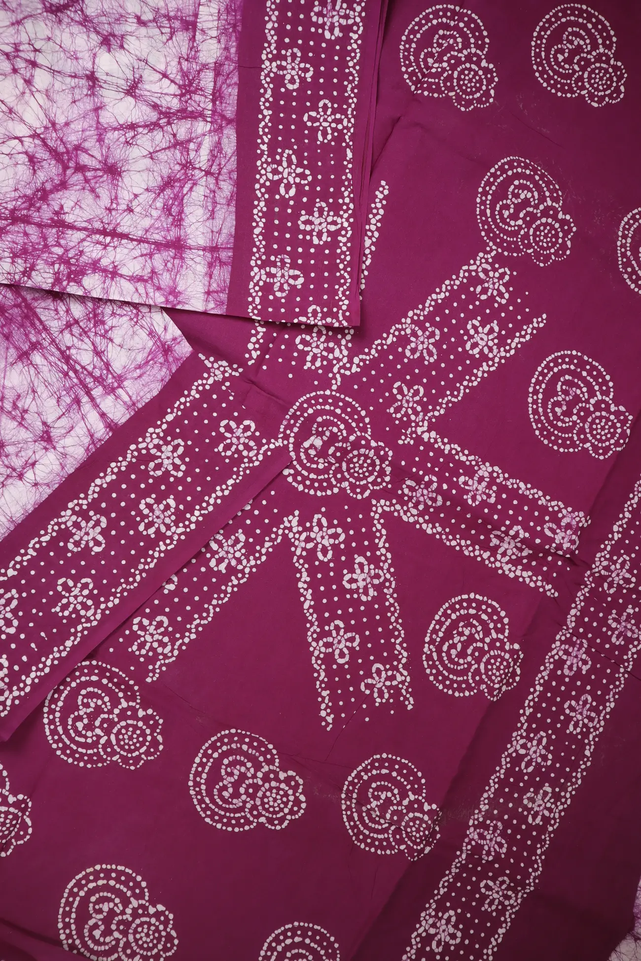 magenta-batik-madurai-sungudi-saree-ssb000019-b