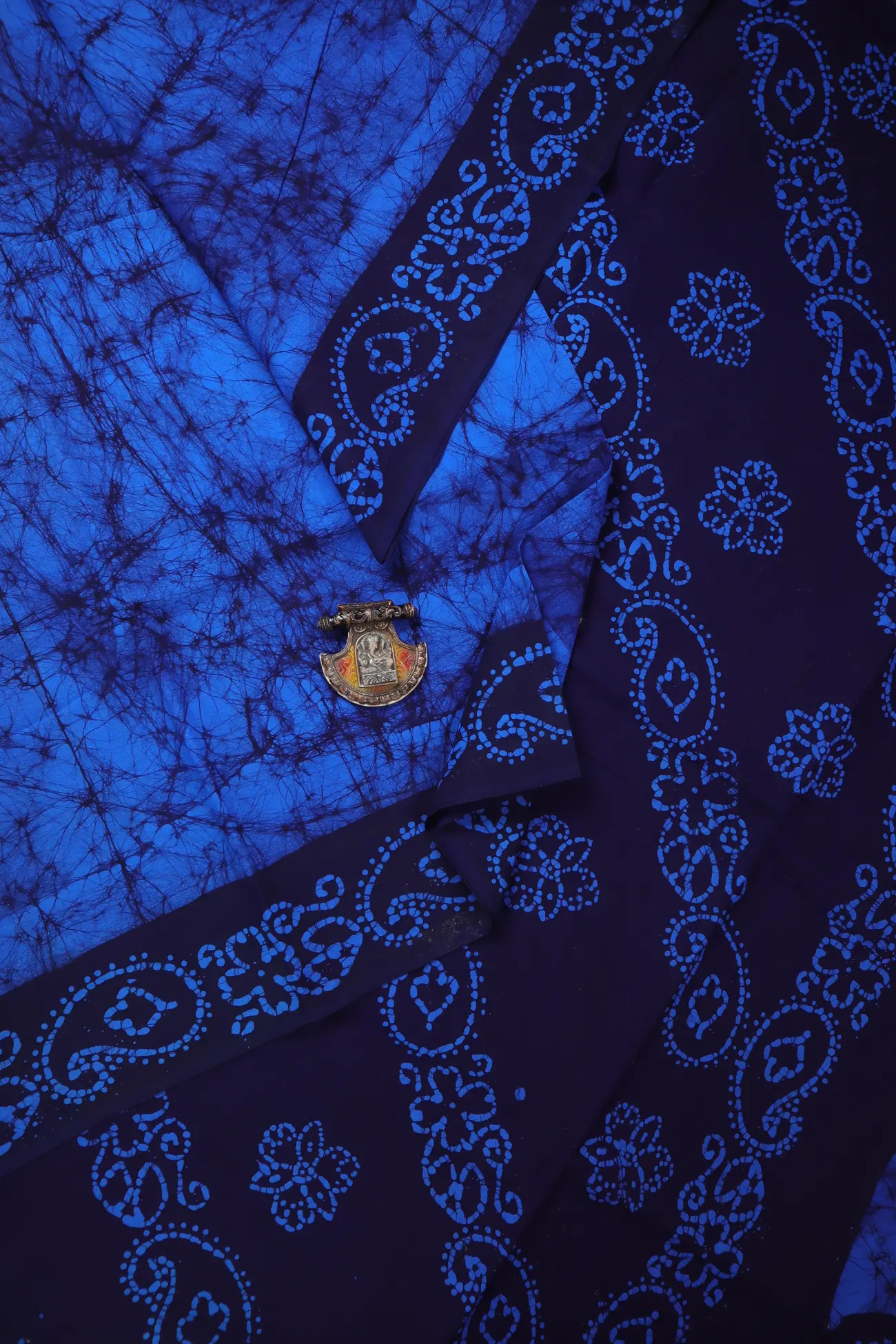 blue-batik-madurai-sungudi-saree-ssb000015-a