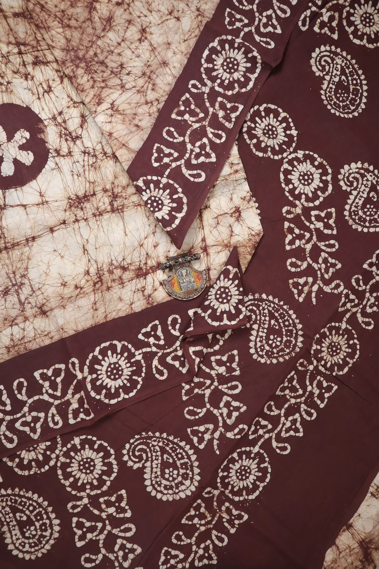 brown-batik-madurai-sungudi-saree-ssb000020-a