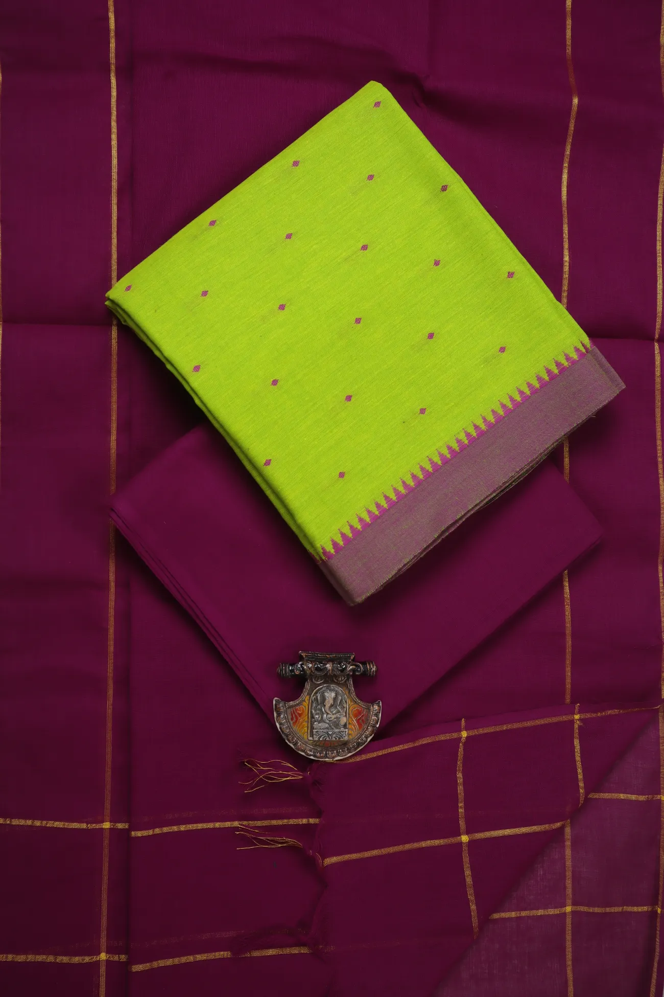 light-green-temple-chettinad-dress-materials-cc000142-a