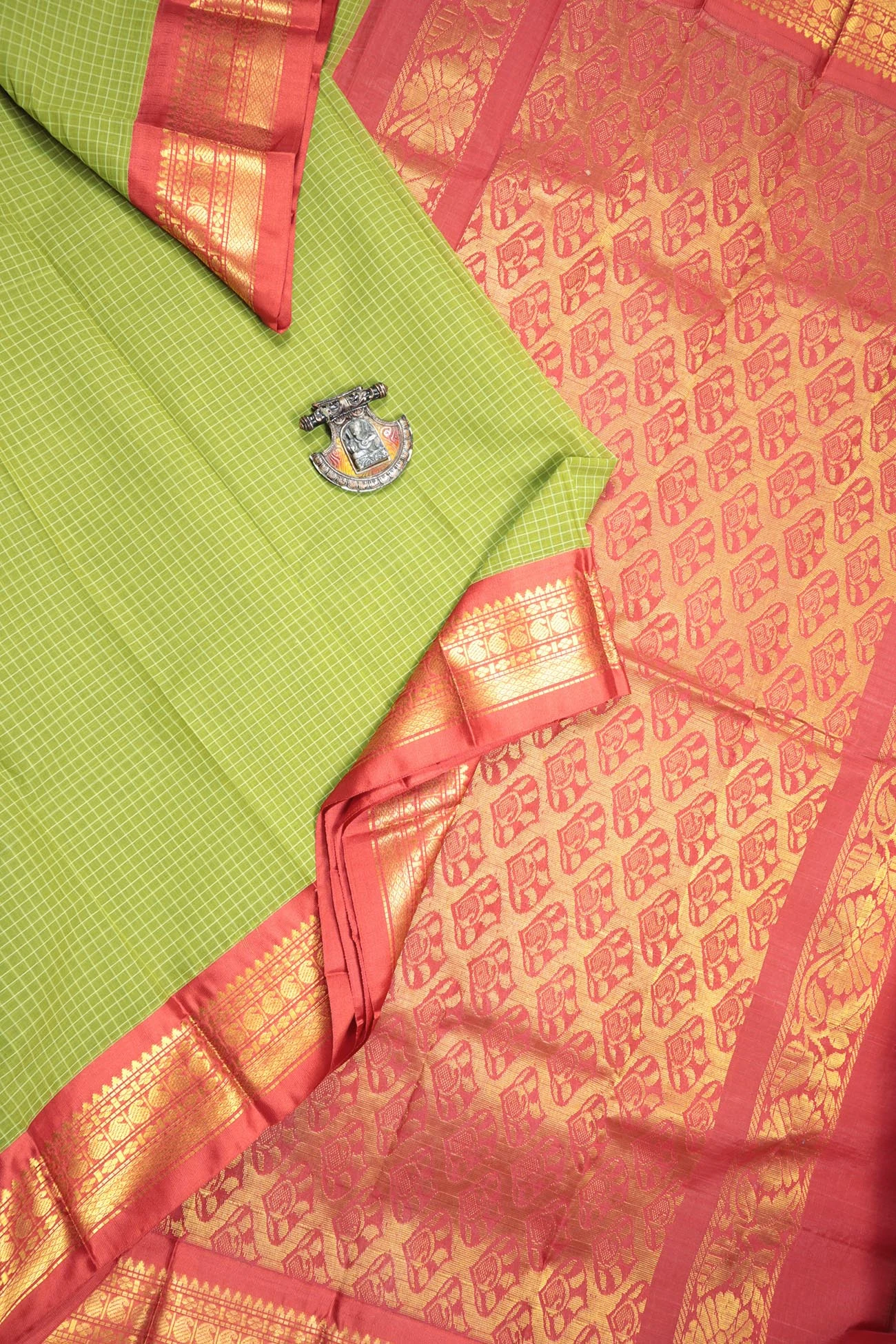 olive-checked-gadwal-sarees-sb000070-c