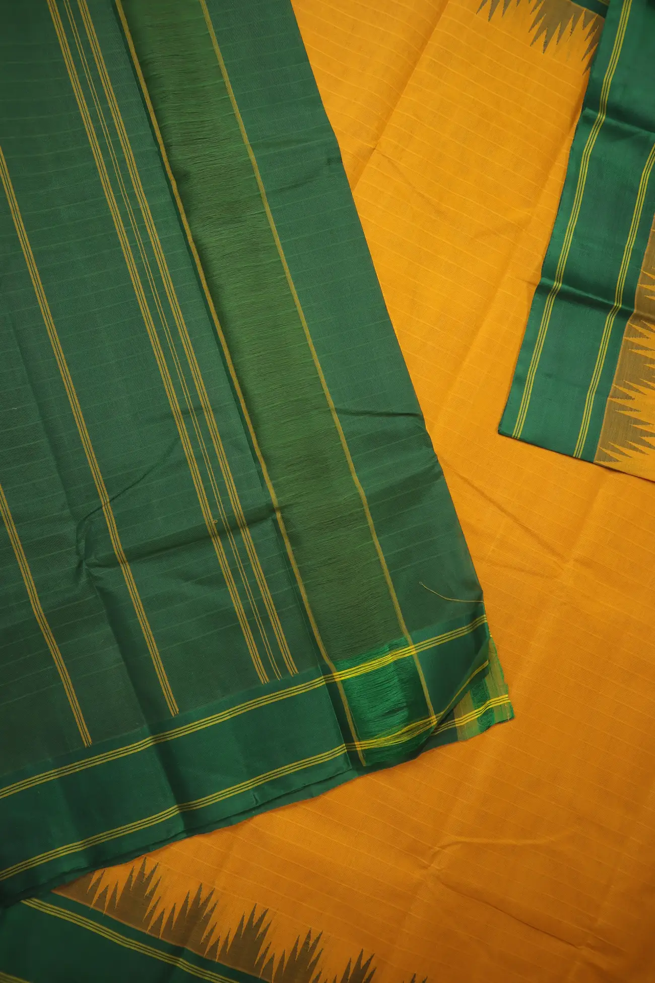 mustard-thalampoo-reku-gadwal-saree-sb000092-e