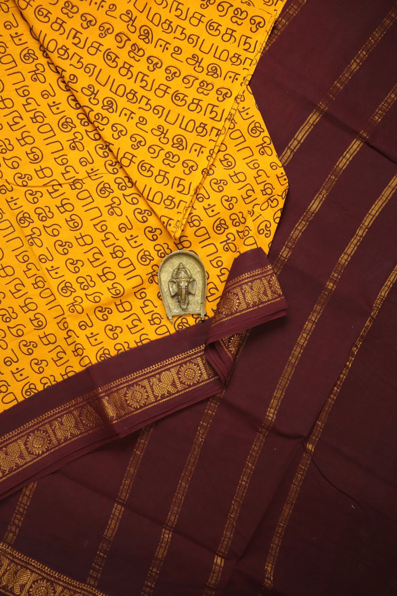 yellow-tamil-alphabets-madurai-sungudi-saree-ss006313-a
