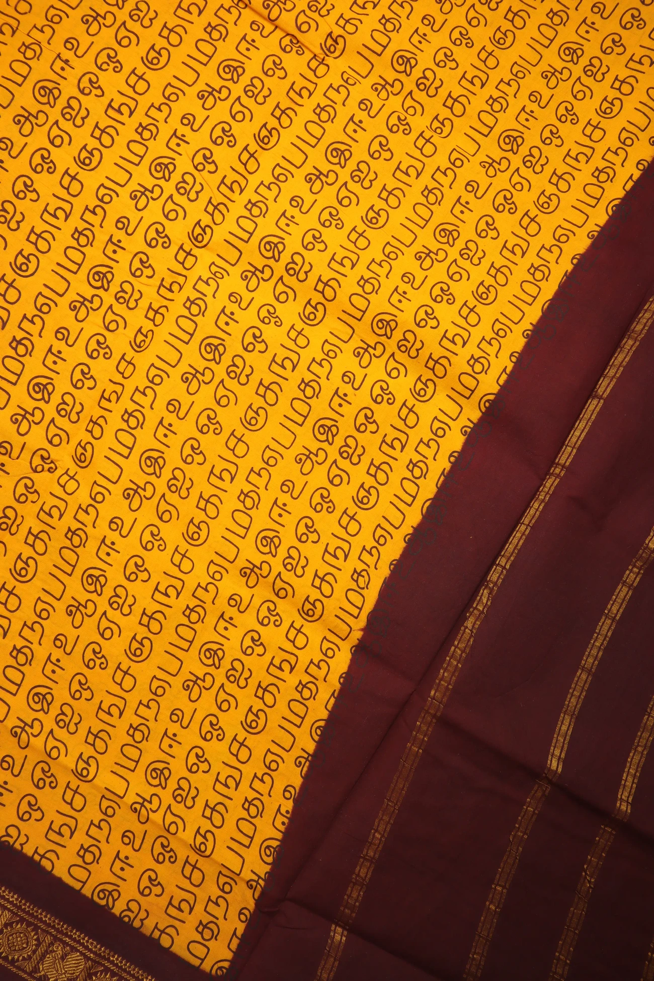 yellow-tamil-alphabets-madurai-sungudi-saree-ss006313-c