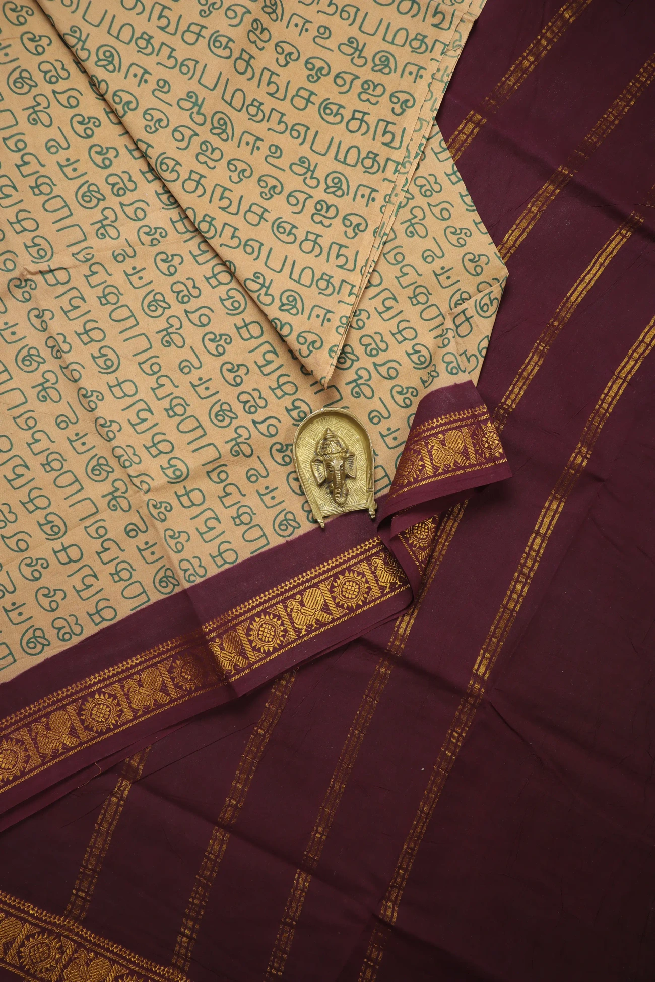 wheat-tamil-alphabets-madurai-sungudi-saree-ss006314-a