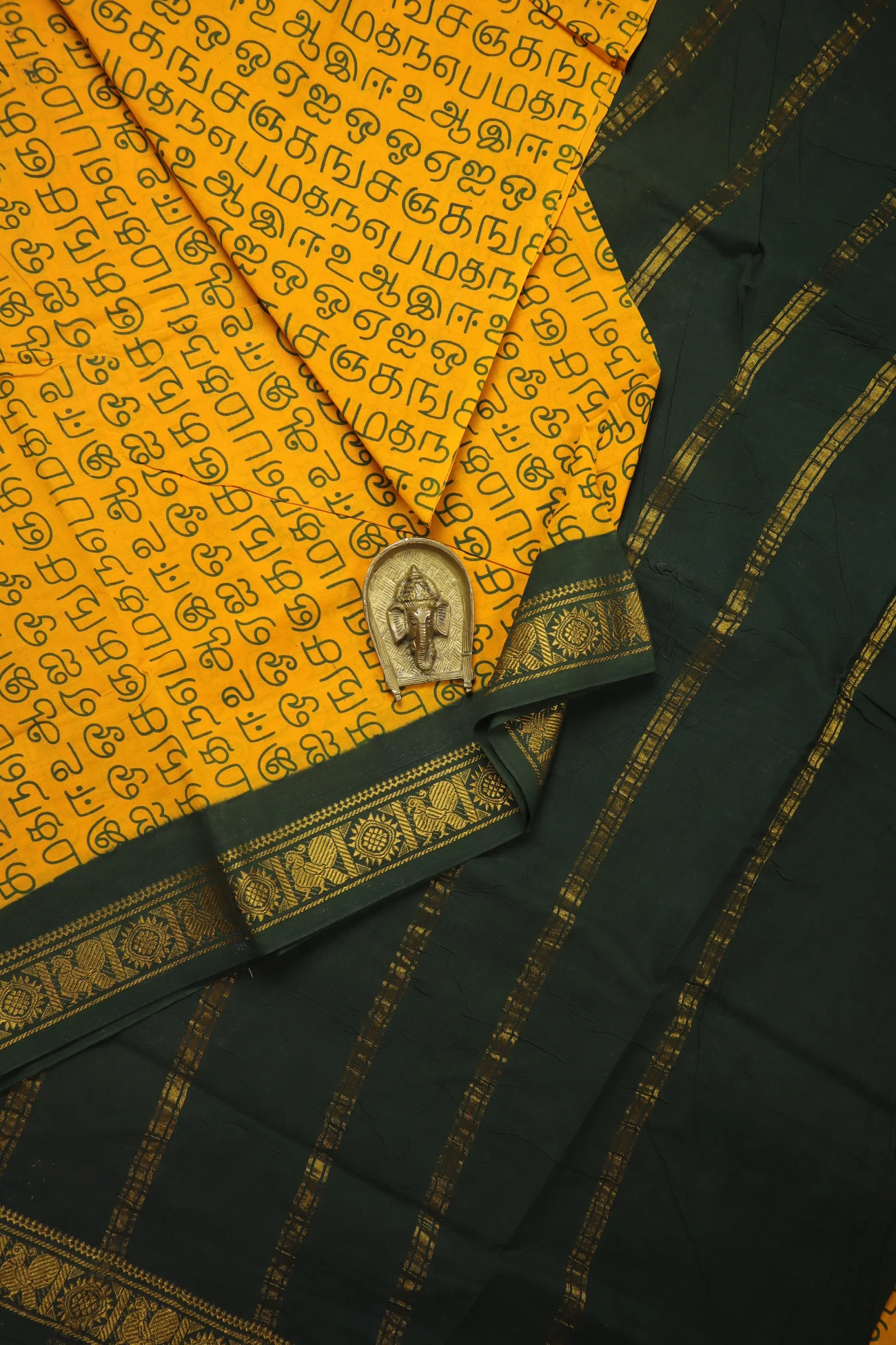 yellow-tamil-alphabets-madurai-sungudi-saree-ss006318-a