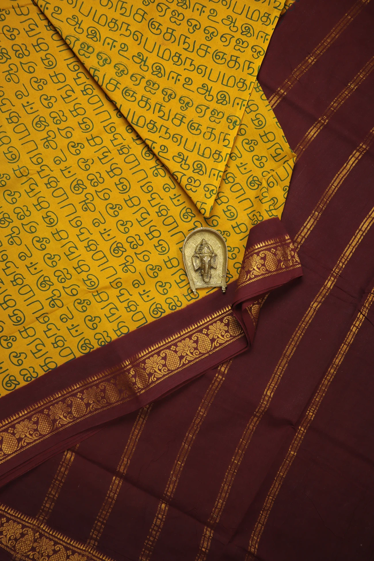 yellow-tamil-alphabets-madurai-sungudi-saree-ss006322-a