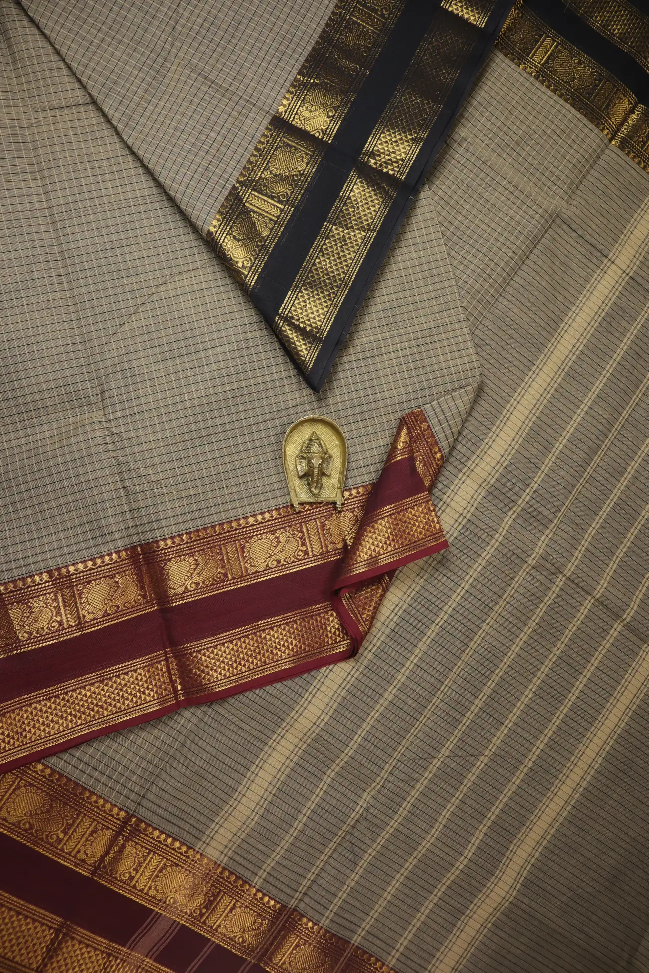 dim-gray-peacock-checked-saree-ck002794-b