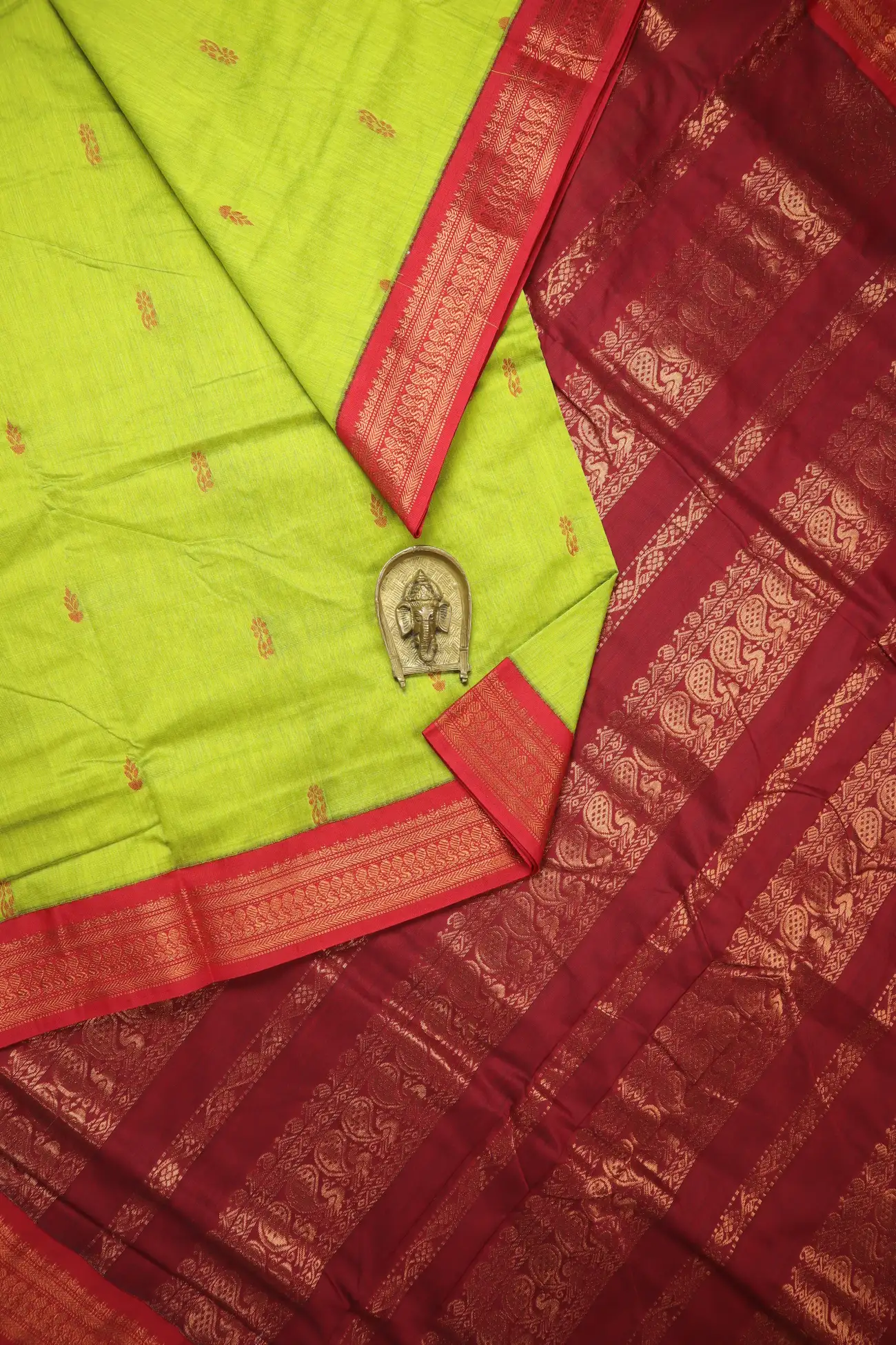 green-peacock-kalyani-cotton-madisar-kns000018-a