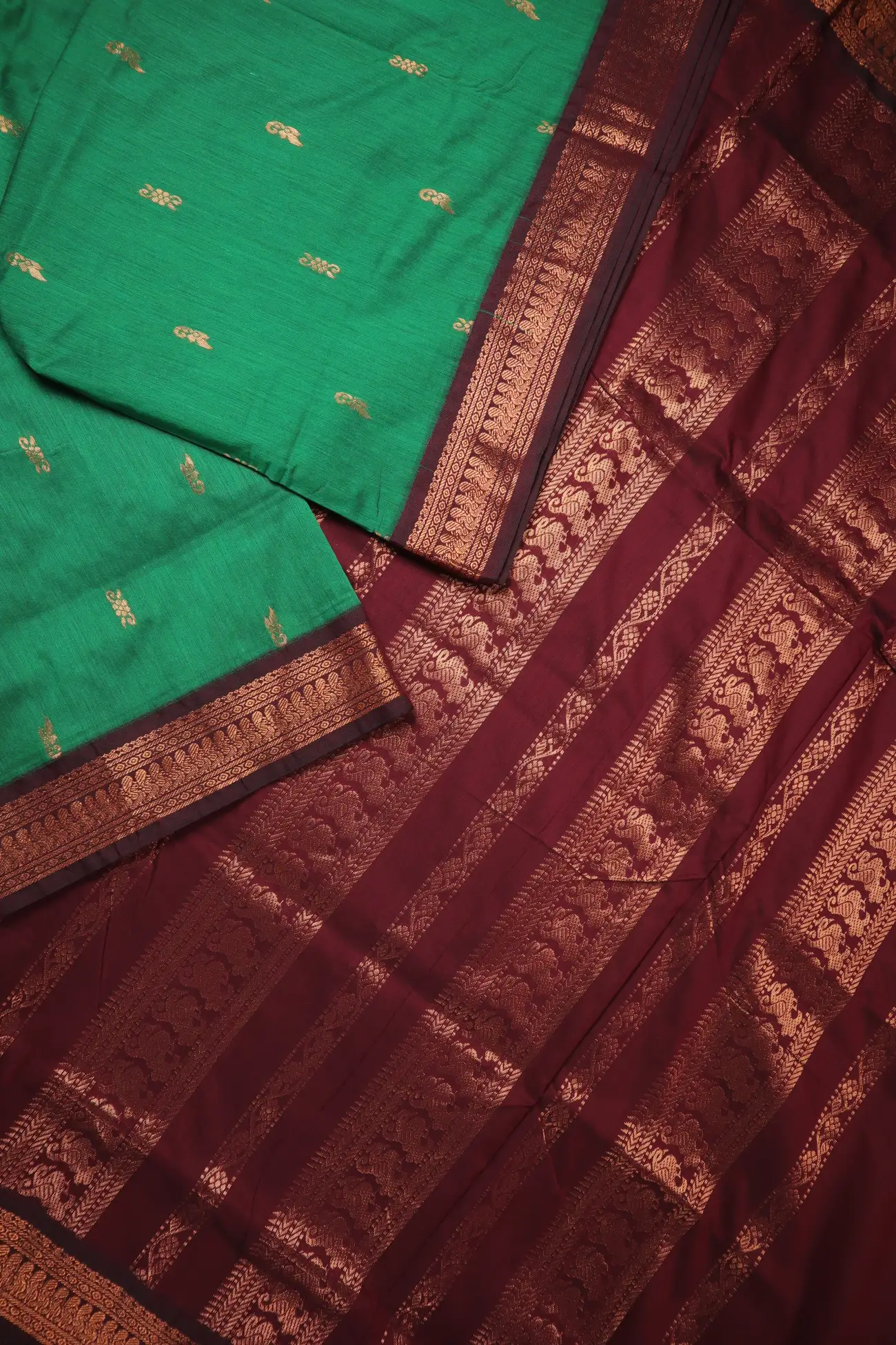 dark-green-peacock-kalyani-cotton-madisar-kns000012-b