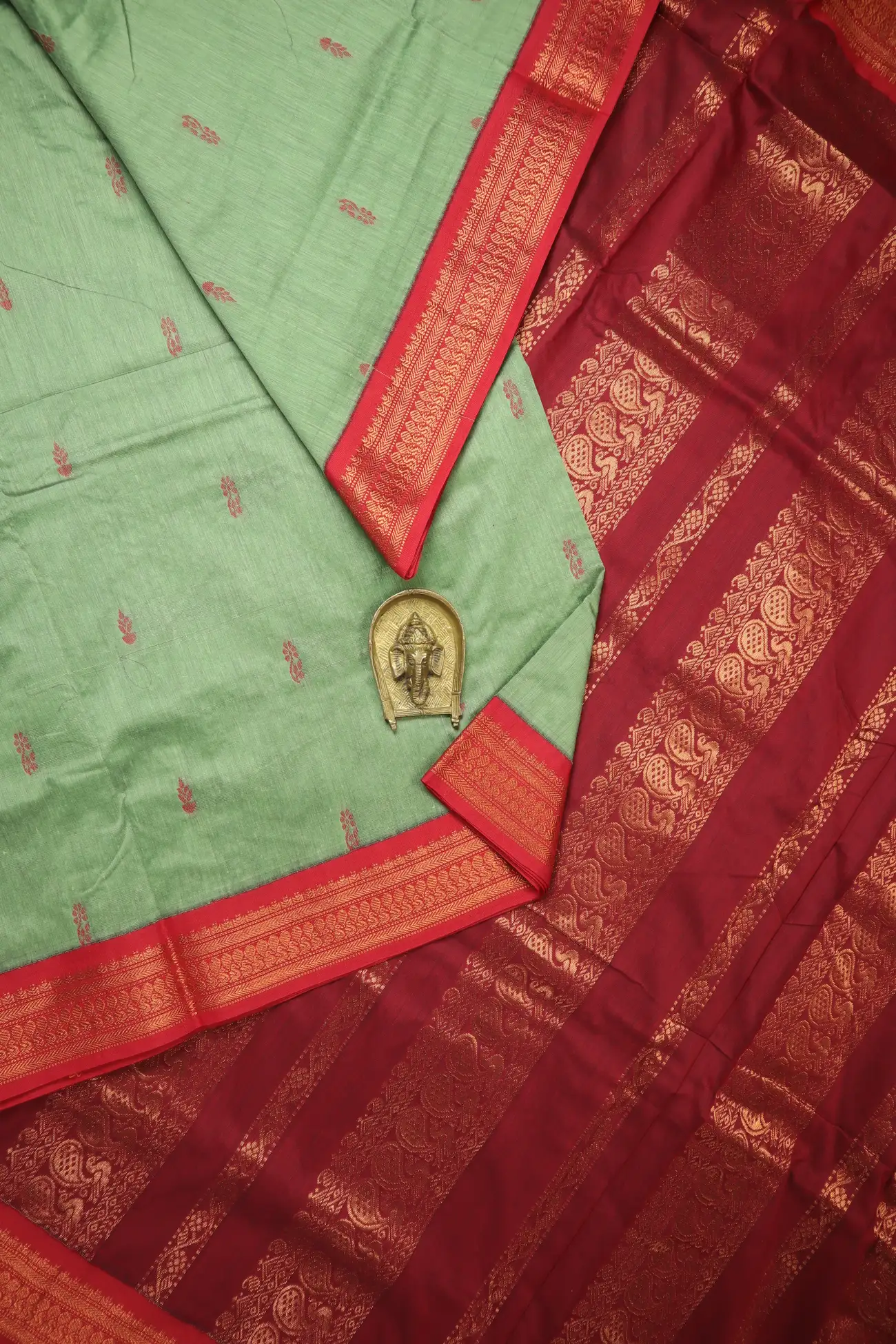 green-peacock-kalyani-cotton-madisar-kns000013-a