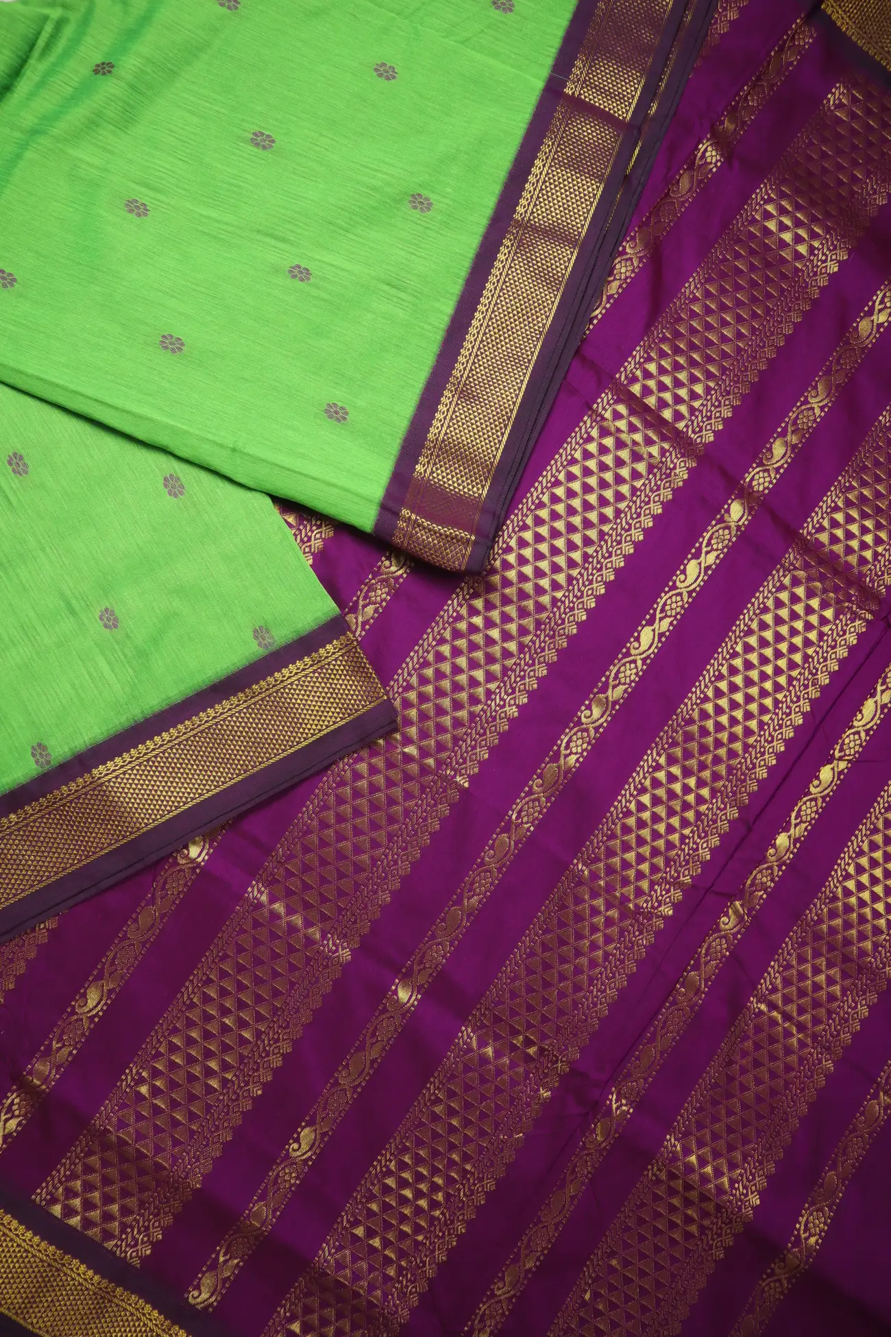green-diamoned-kalyani-cotton-madisar-kns000025-c