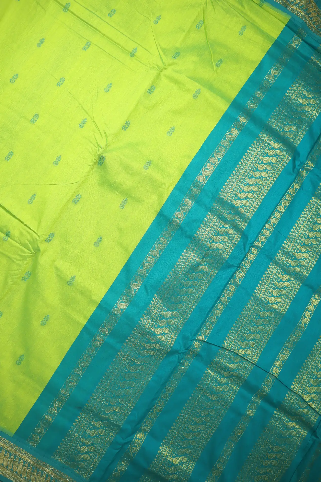 green-peacock-kalyani-cotton-madisar-kns000020-c