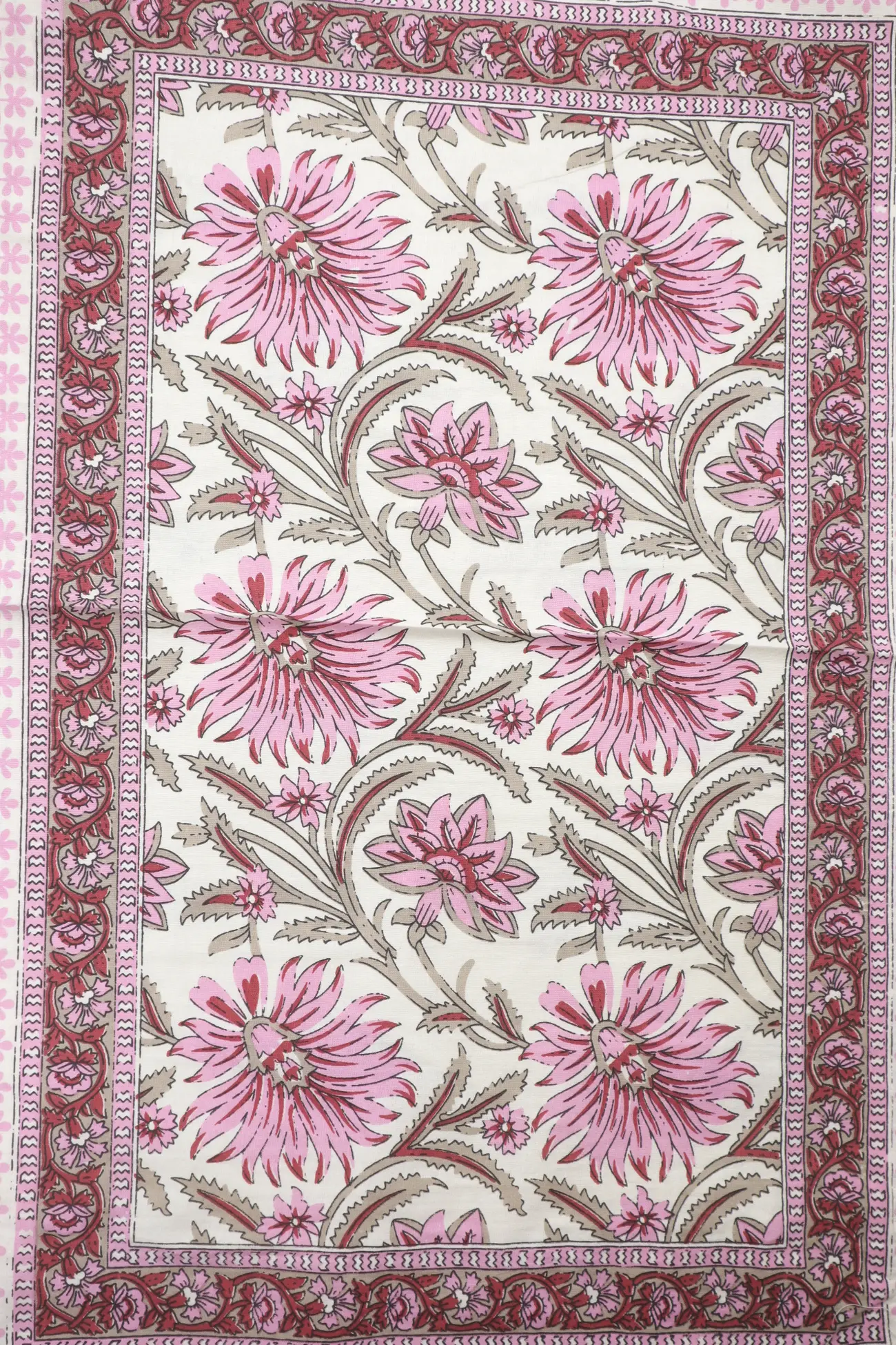 pink-flower-bedspread-bp000118-c