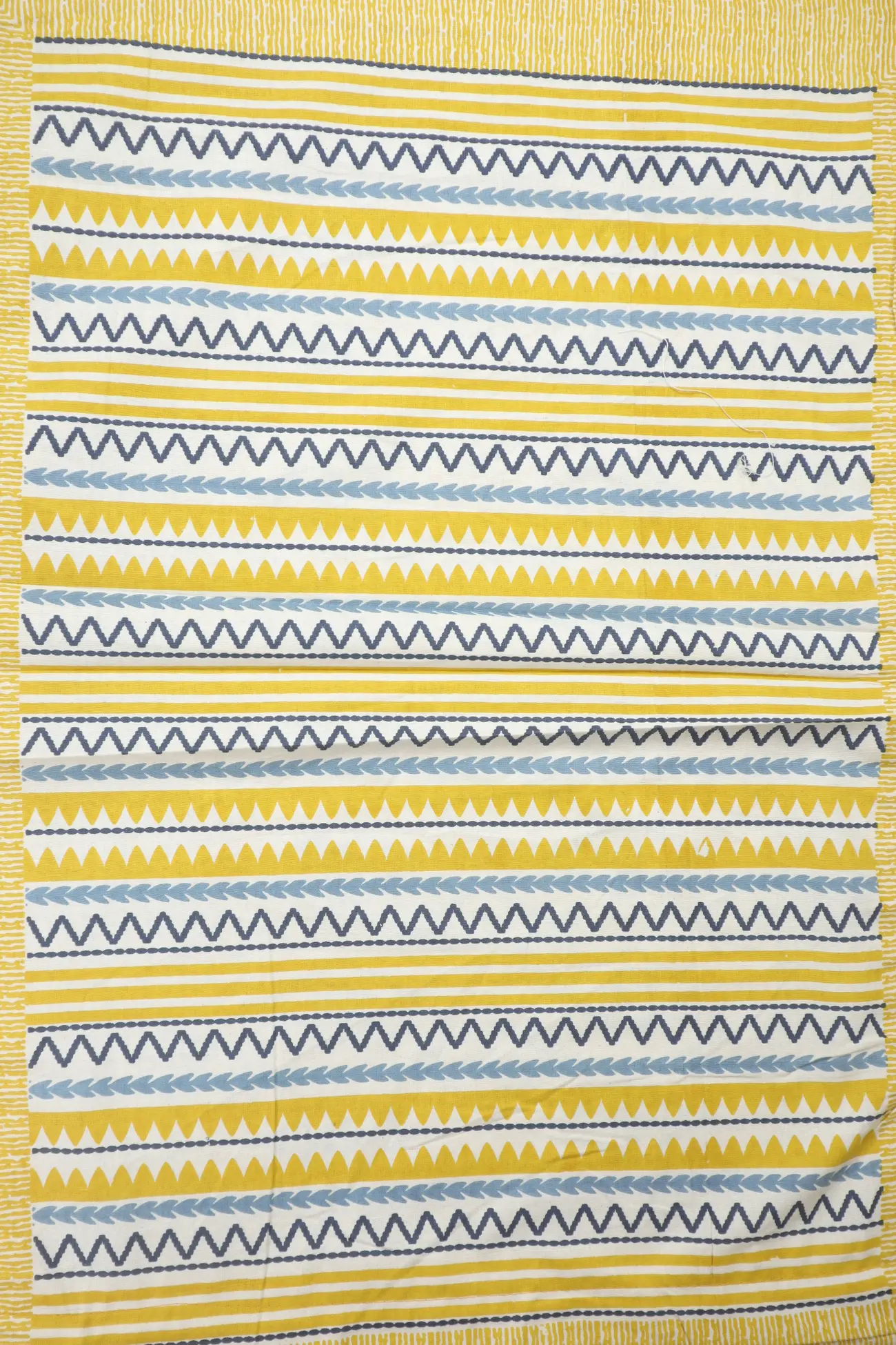 yellow-diamoned-bedspread-bp000151-d