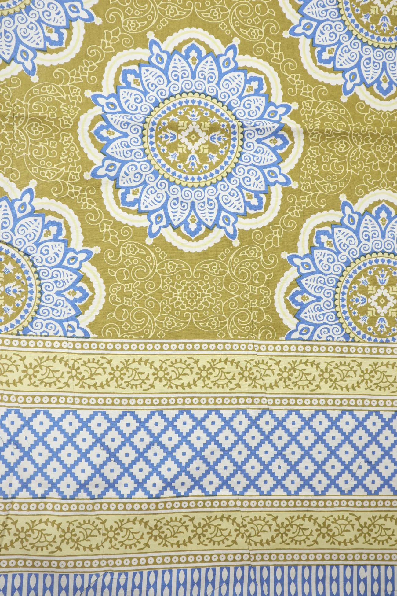 dark-khaki-flower-bedspread-bp000147-b