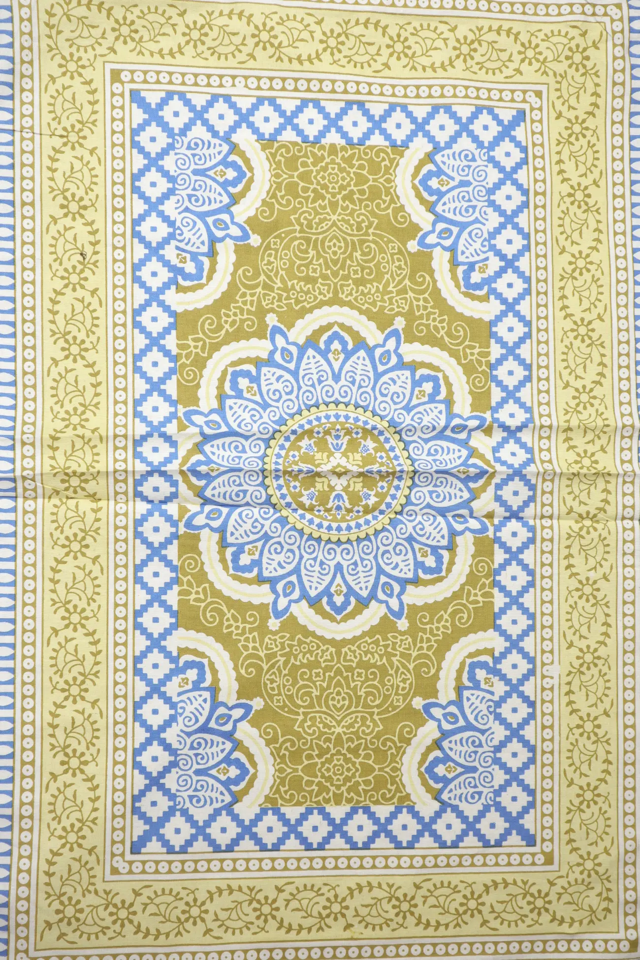 dark-khaki-flower-bedspread-bp000147-c