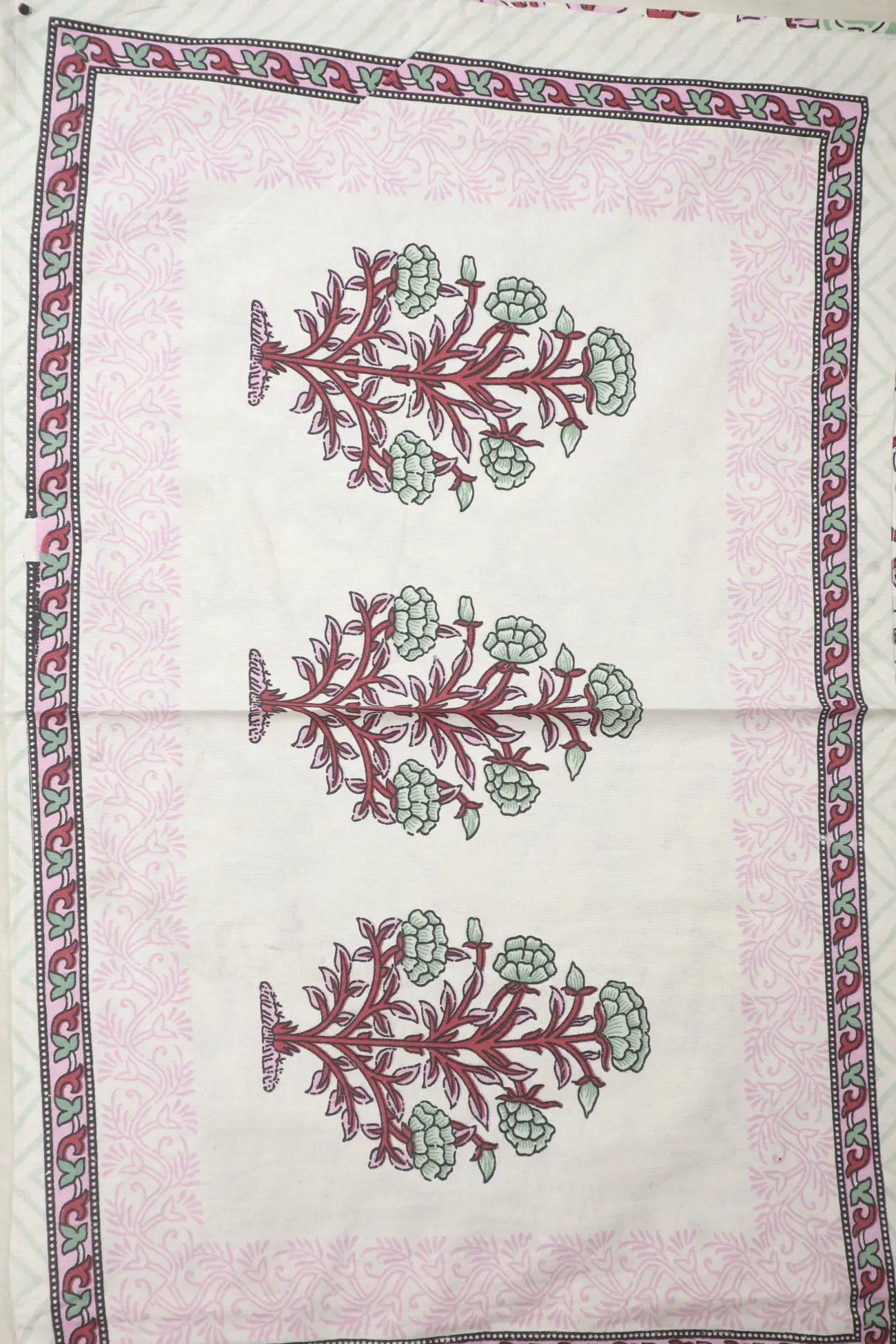 pink-flower-bedspread-bp000143-c