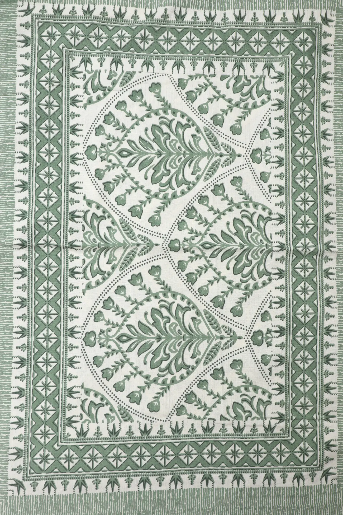 pista-green-flower-bedspread-bp000142-c