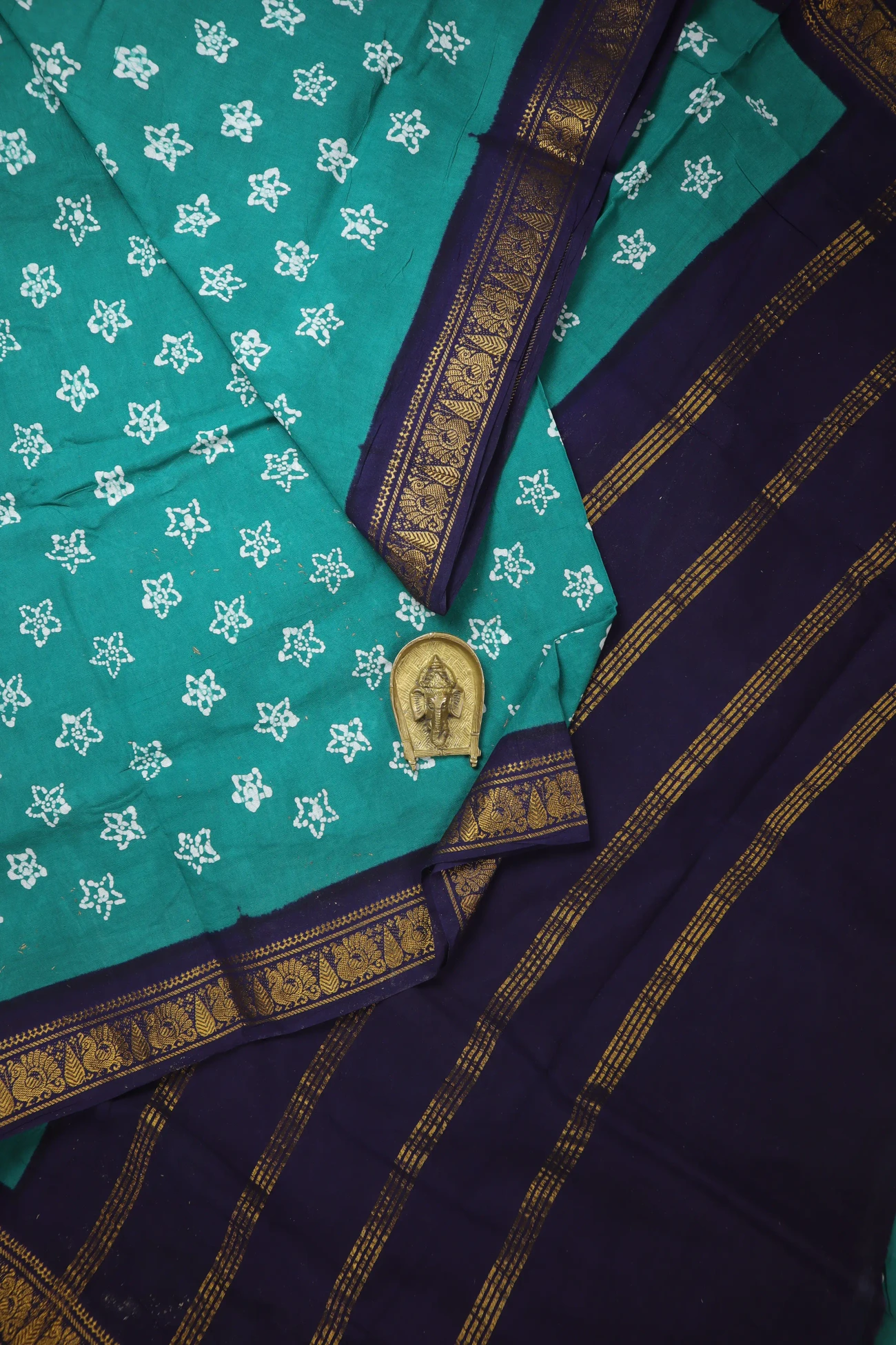 teal-flower-madurai-sungudi-saree-ss006331-a