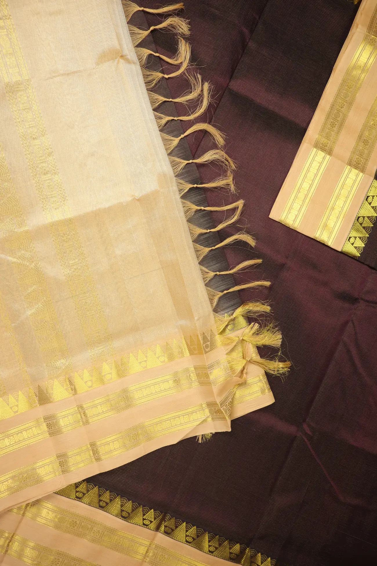 brown-vaira-oosi-diamond-needle-cotton-silk-saree-sc003044-b