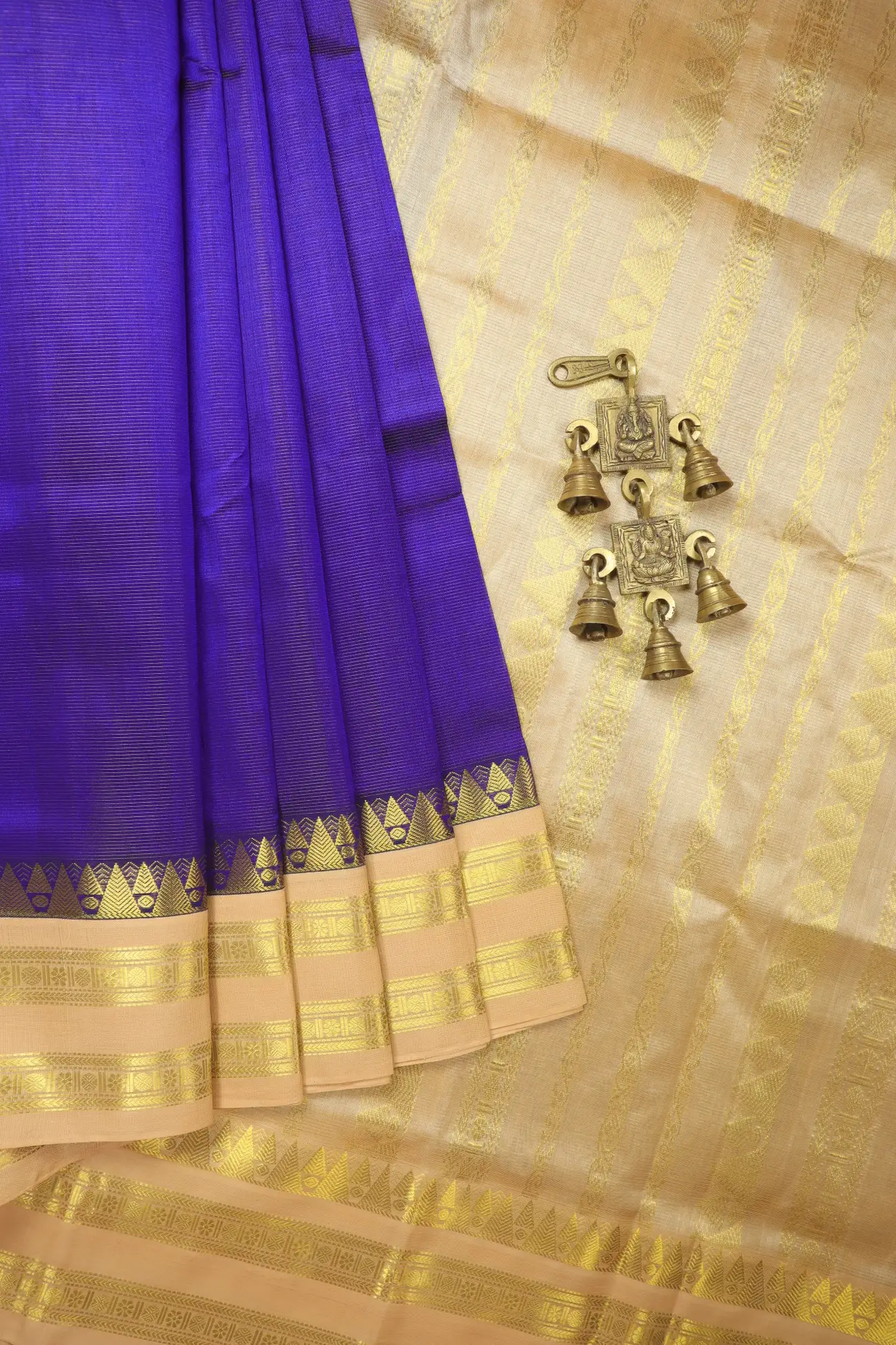 indigo-vaira-oosi-diamond-needle-cotton-silk-saree-sc003045-a