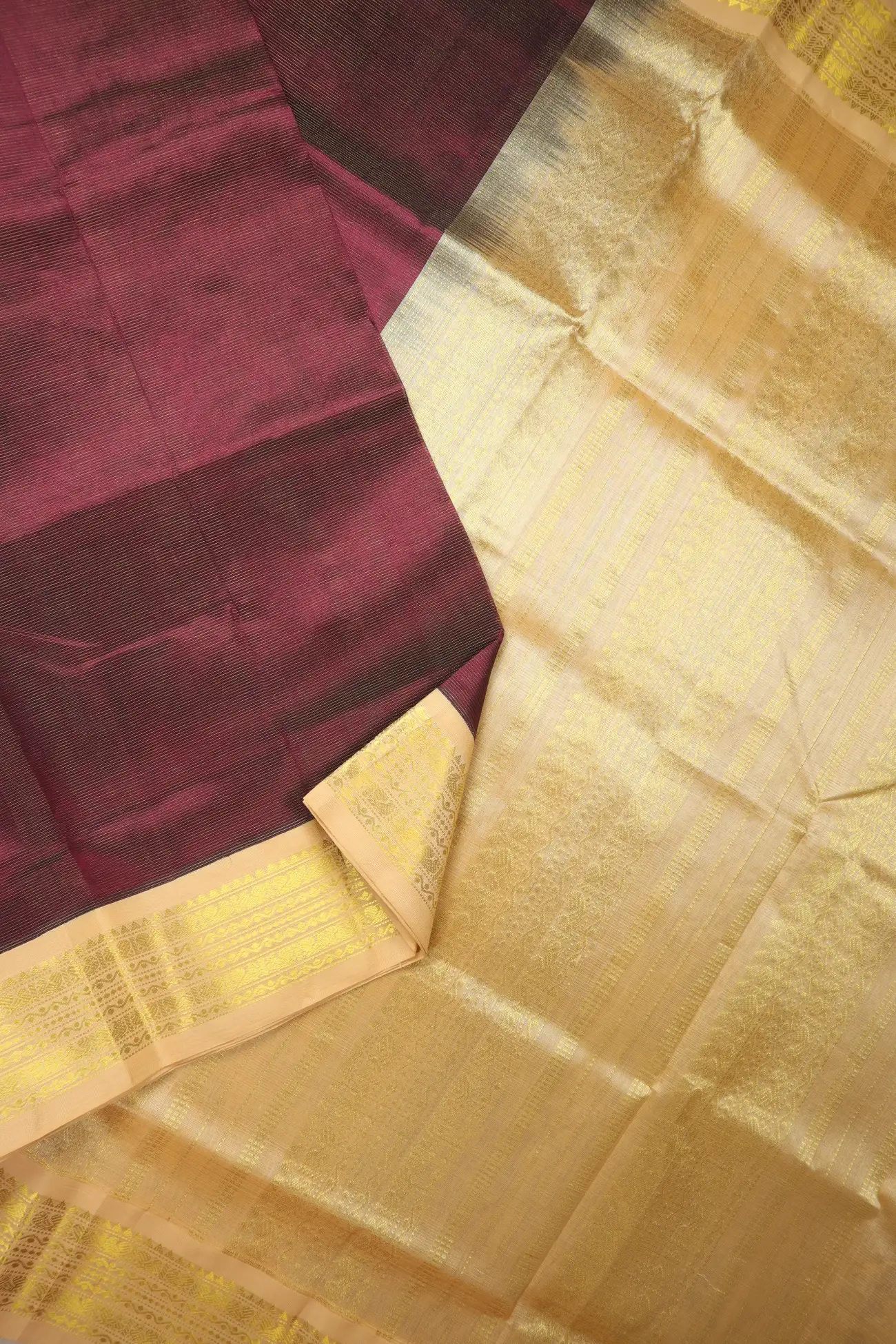 maroon-vaira-oosi-diamond-needle-cotton-silk-saree-sc003046-c