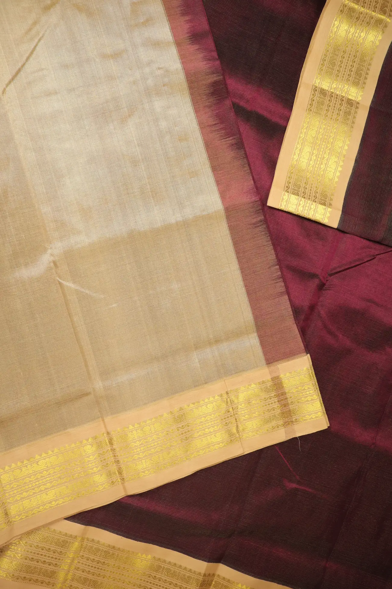 maroon-vaira-oosi-diamond-needle-cotton-silk-saree-sc003046-e