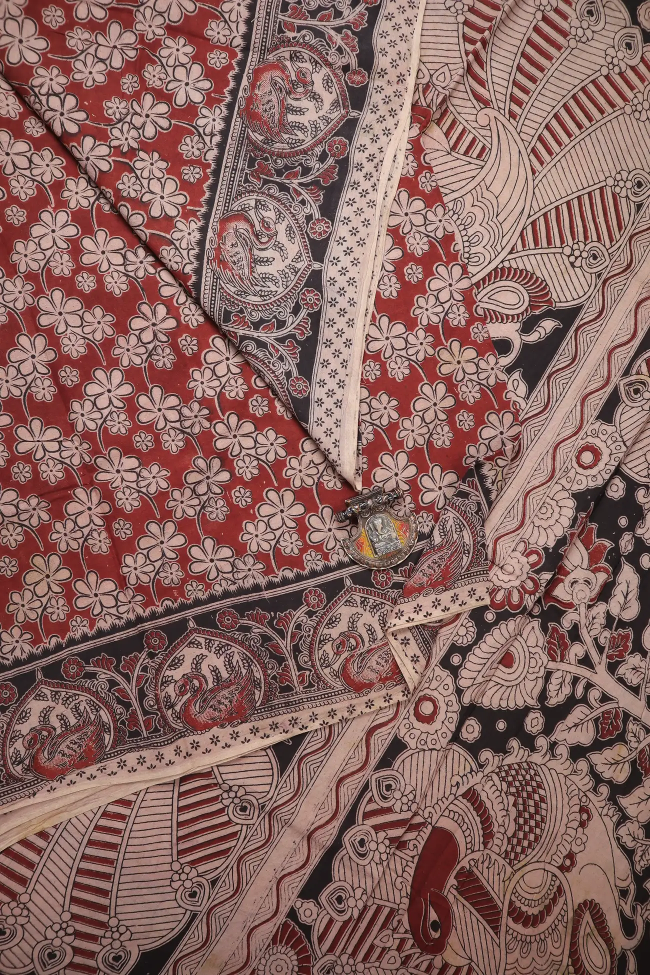 maroon-flower-kalamkari-saree-kk001311-a