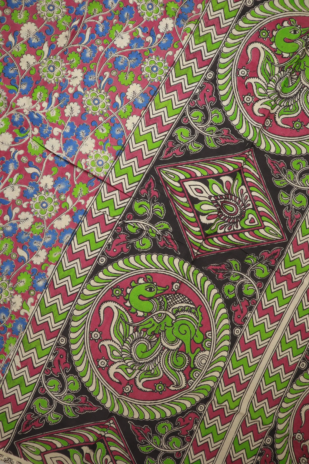 pink-flower-kalamkari-saree-kk001398-c