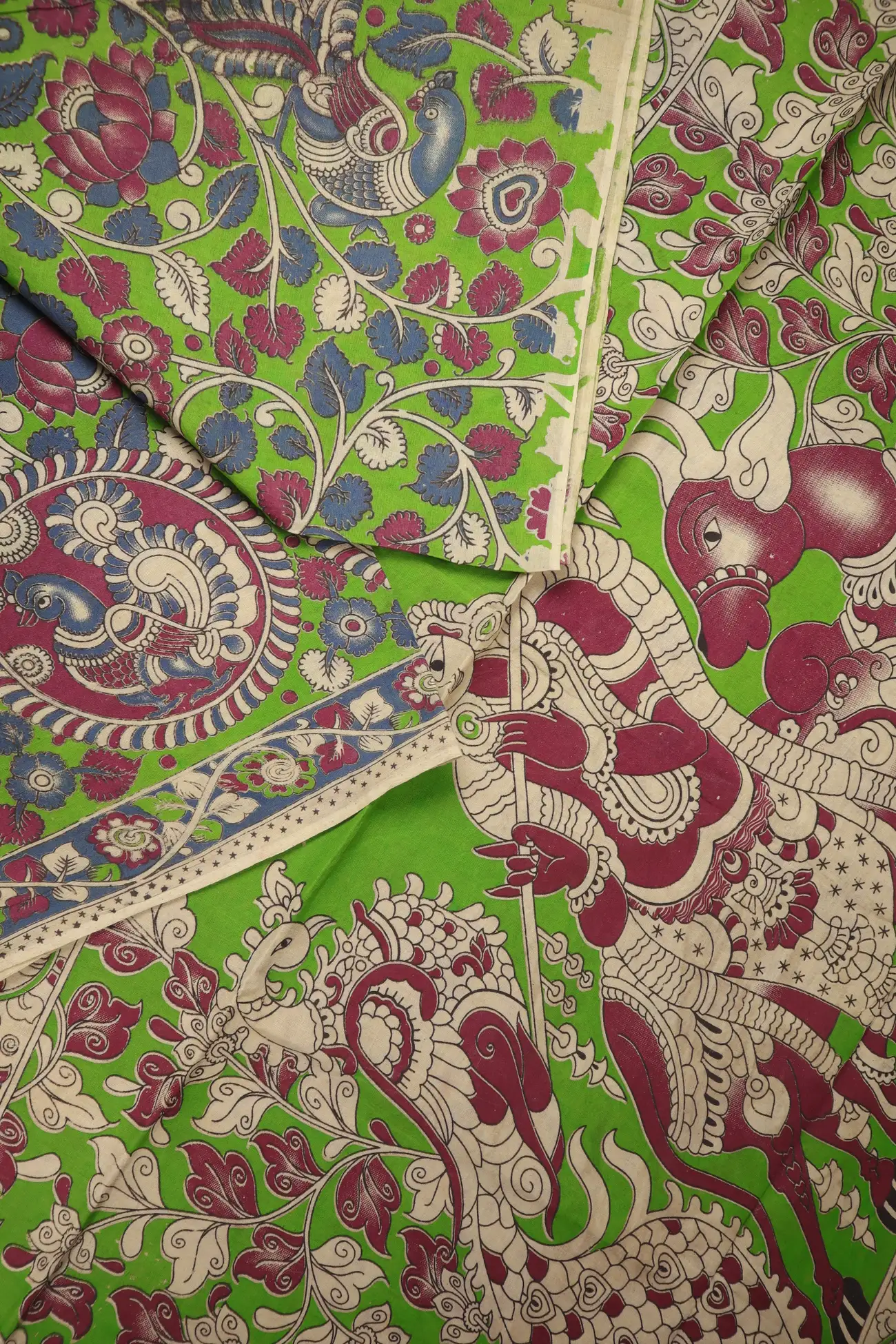 green-elephant-peacock-kalamkari-saree-kk001366-b