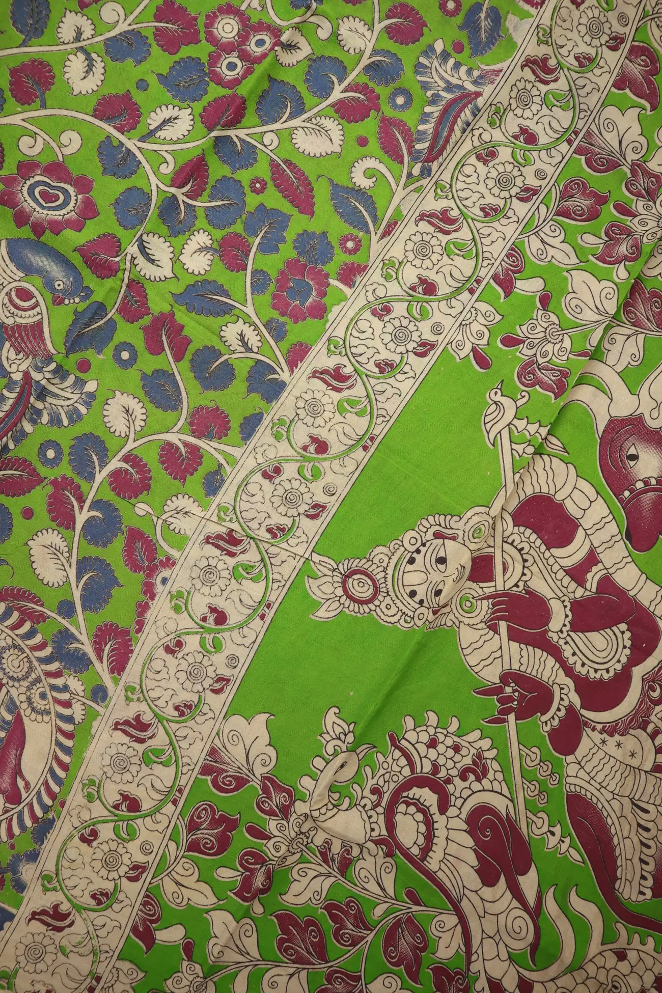 green-elephant-peacock-kalamkari-saree-kk001366-c