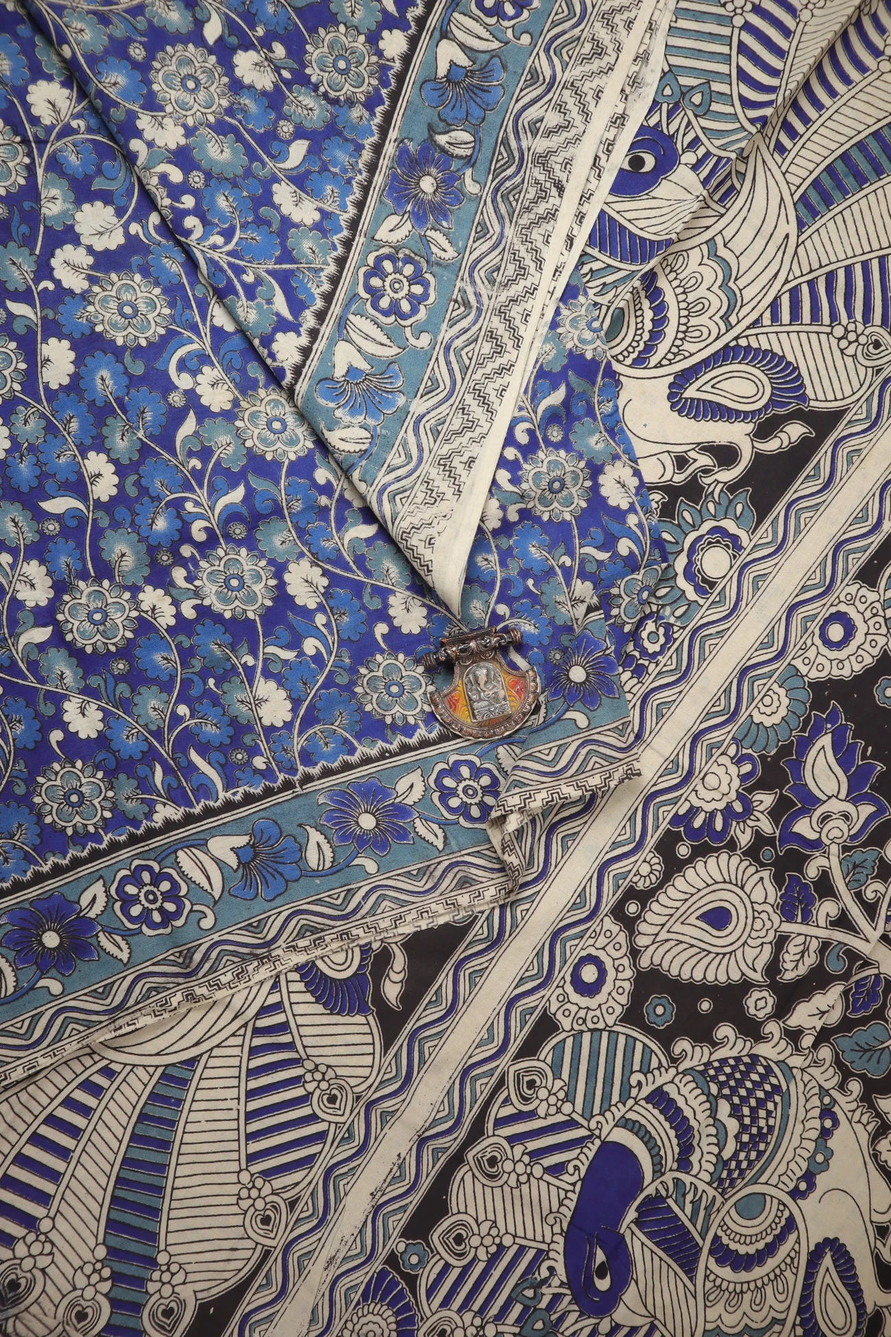 blue-flower-kalamkari-saree-kk001386-a