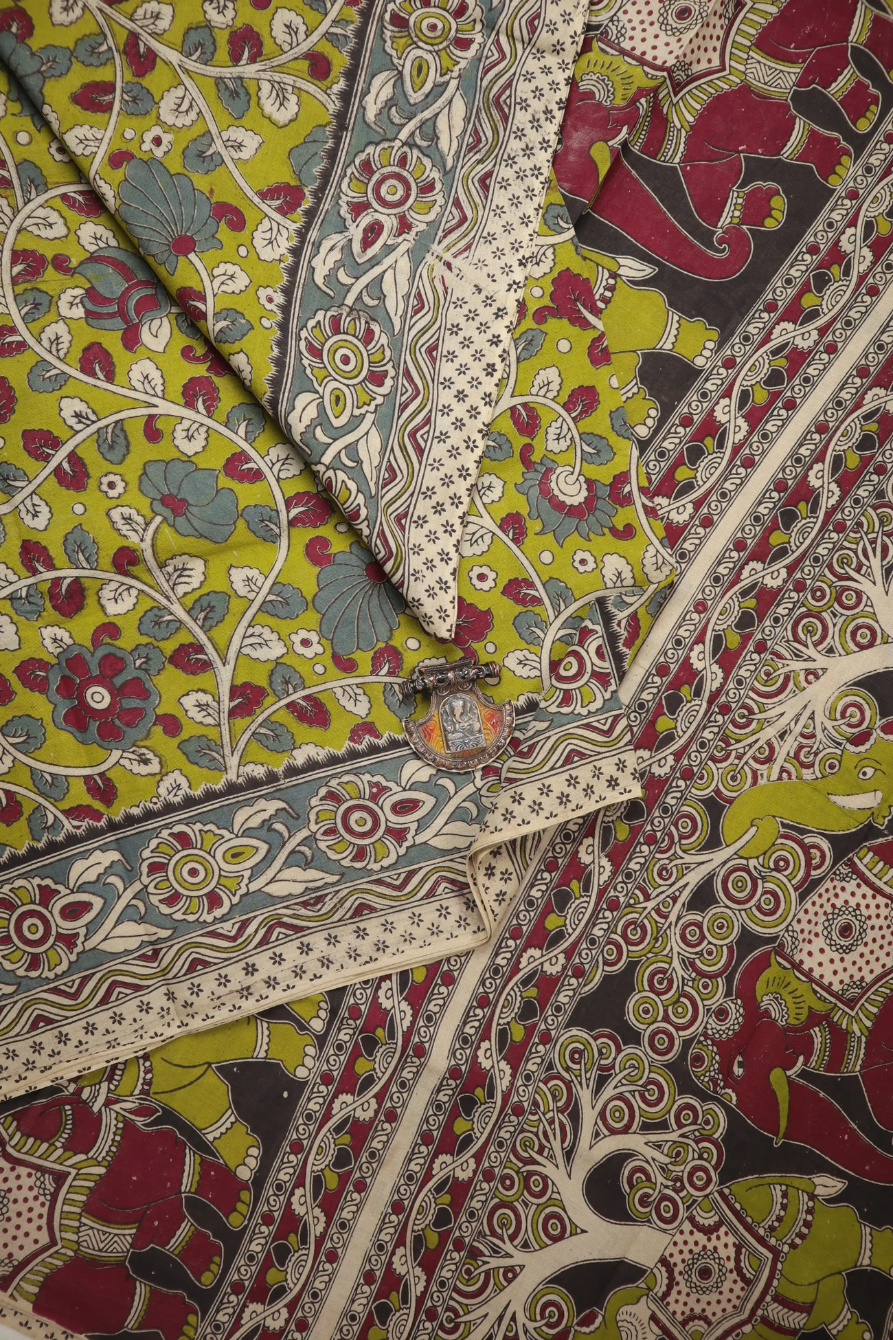 light-green-flower-kalamkari-saree-kk001380-a