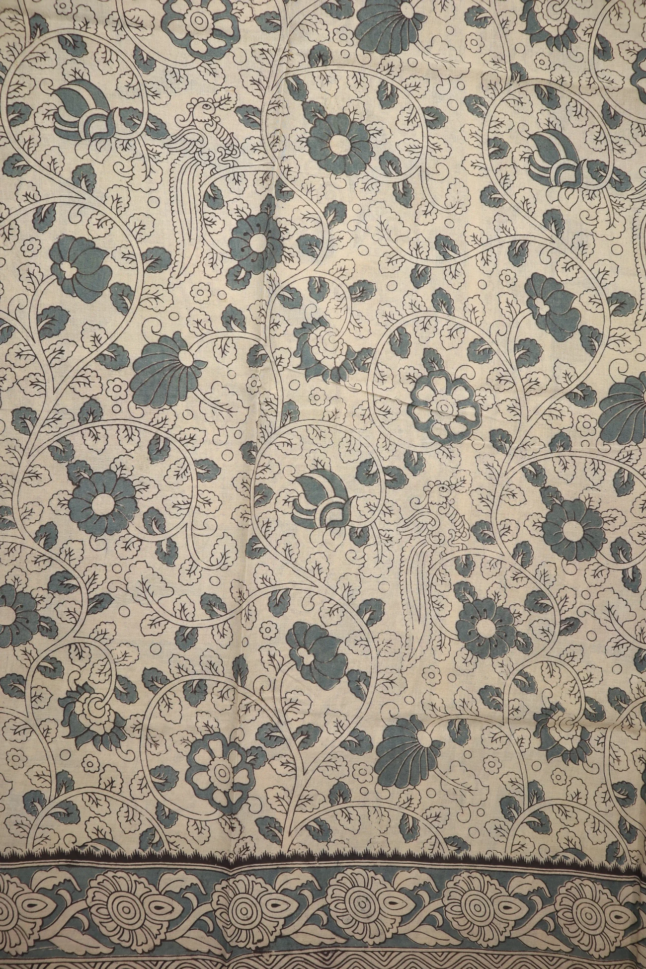 light-green-flower-kalamkari-saree-kk001380-d