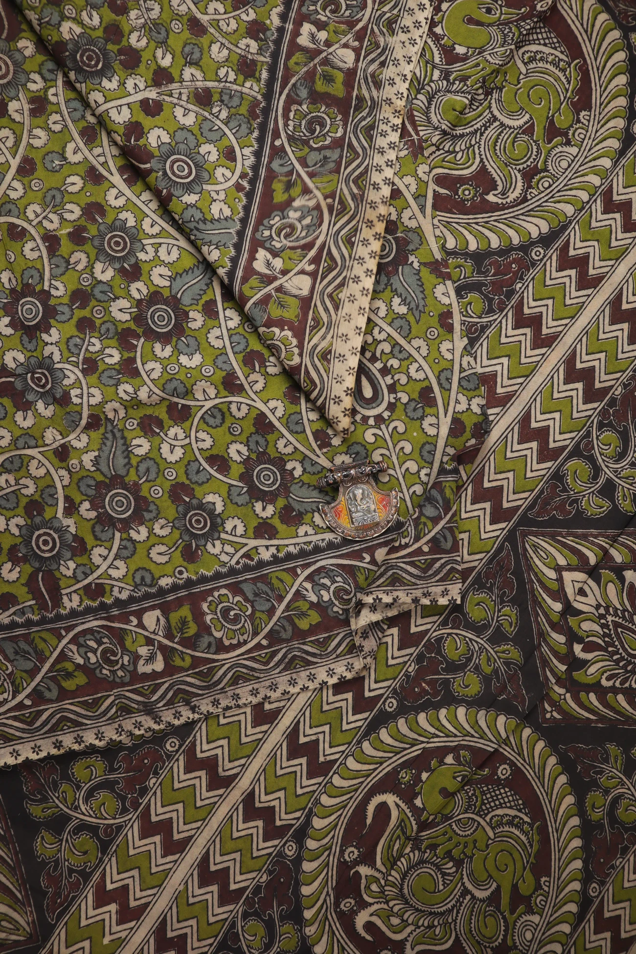olive-flower-kalamkari-saree-kk001383-a