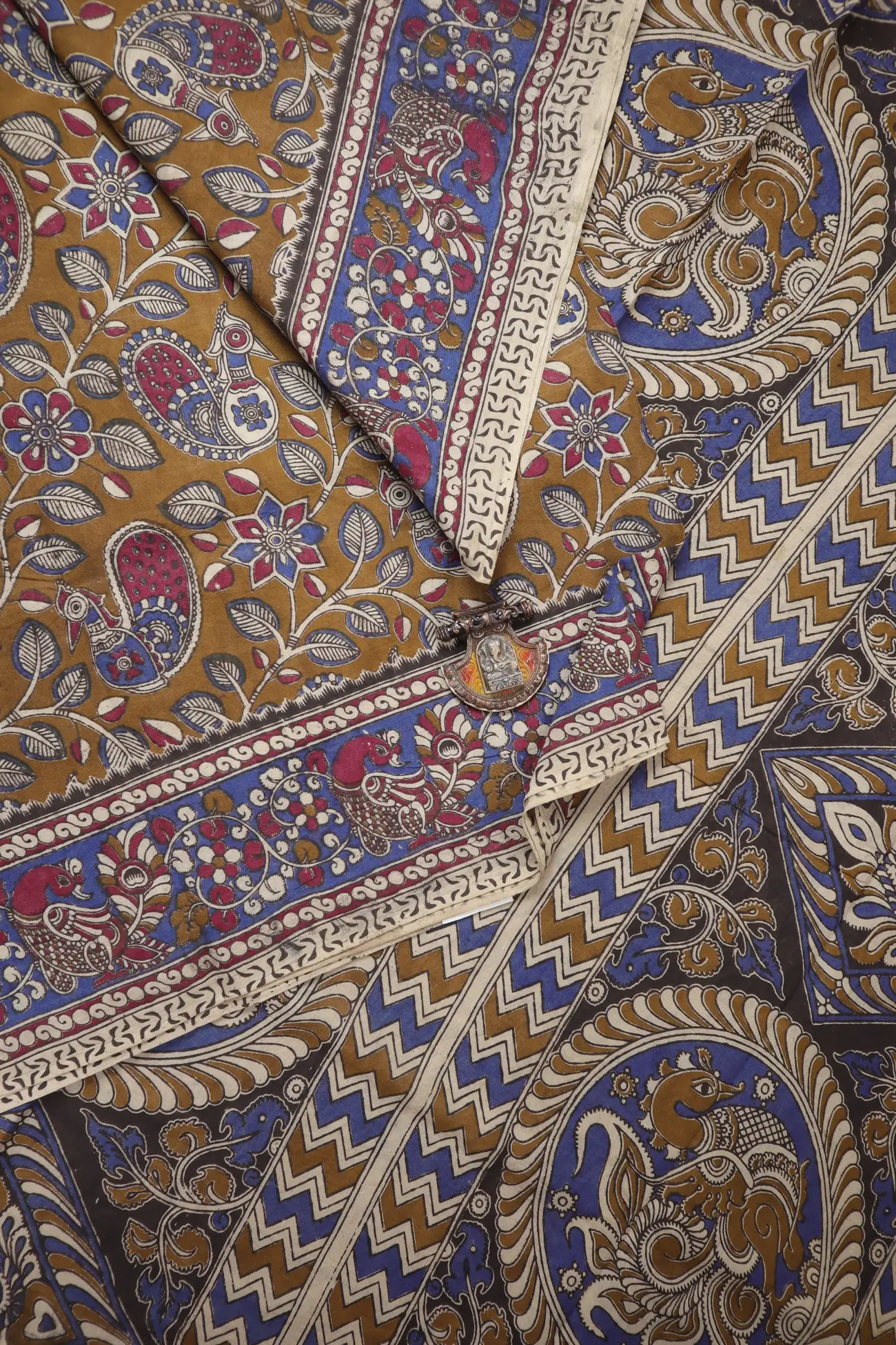 brown-peacock-flower-kalamkari-saree-kk001296-a