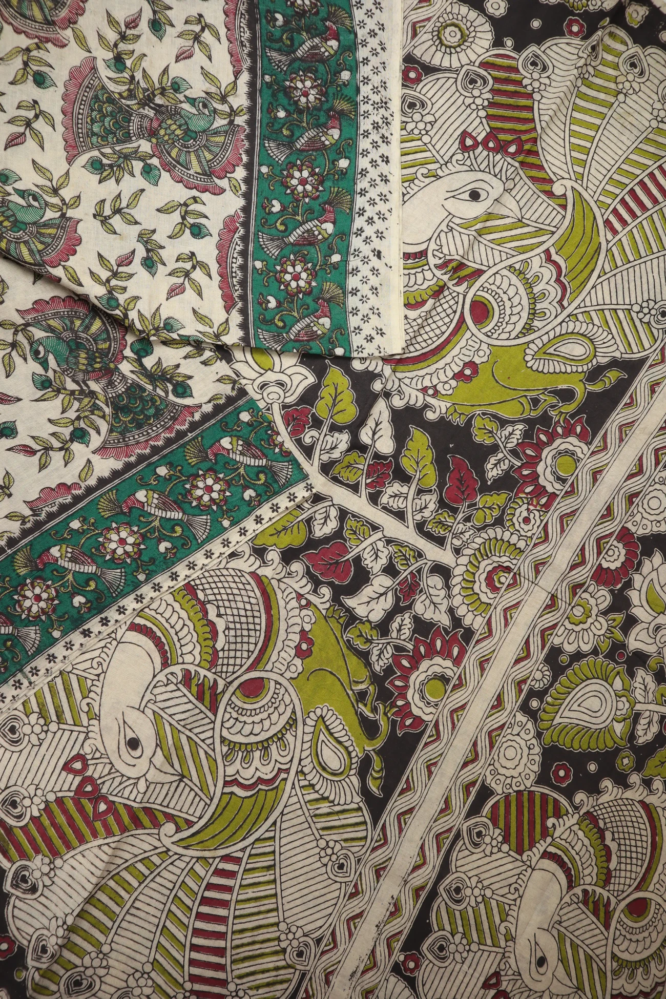 off-white-flower-peacock-kalamkari-saree-kk001304-b