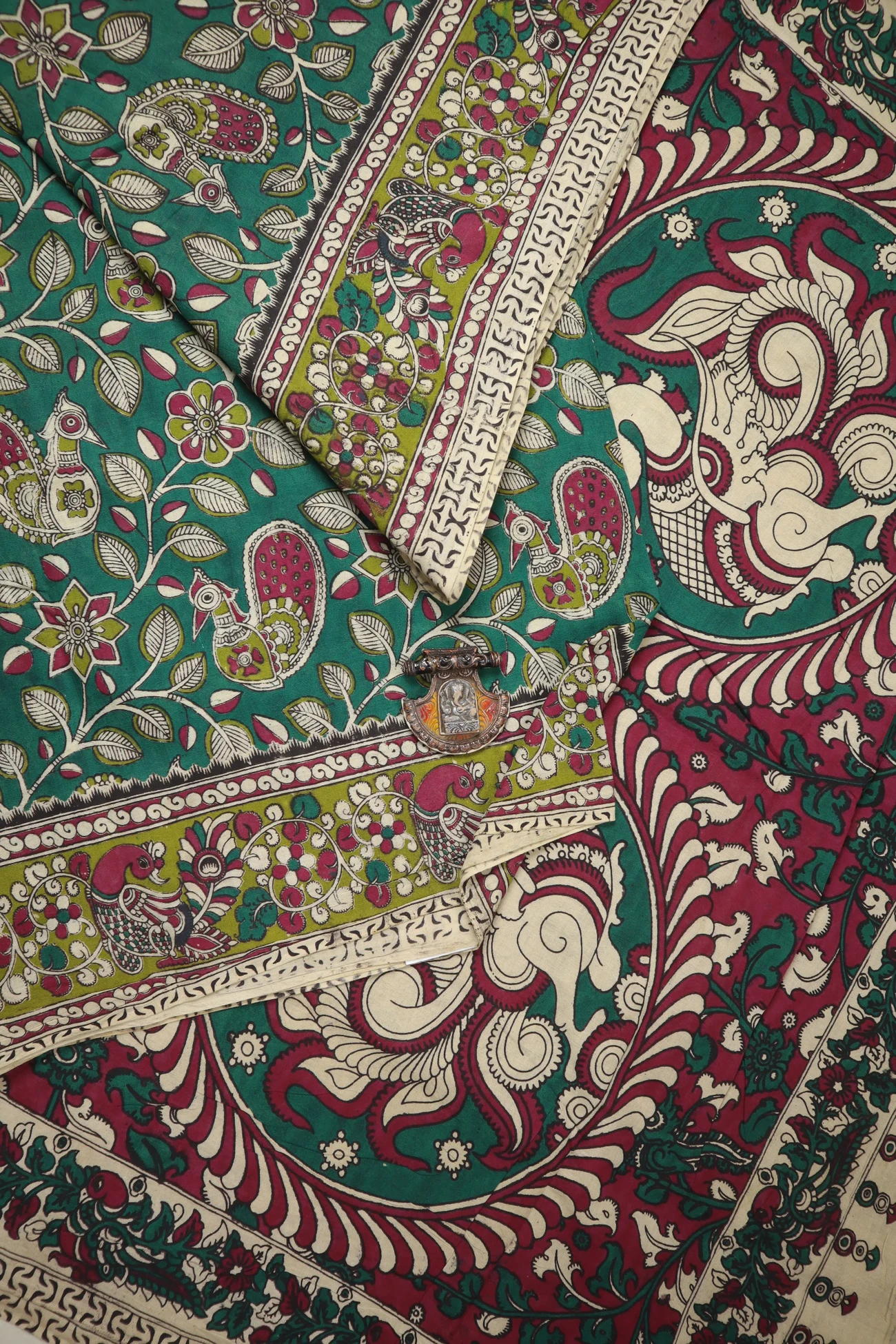 teal-flower-peacock-kalamkari-saree-kk001369-a