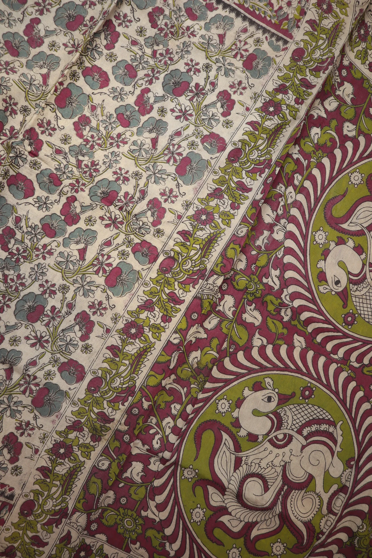 off-white-flower-peacock-kalamkari-saree-kk001370-c