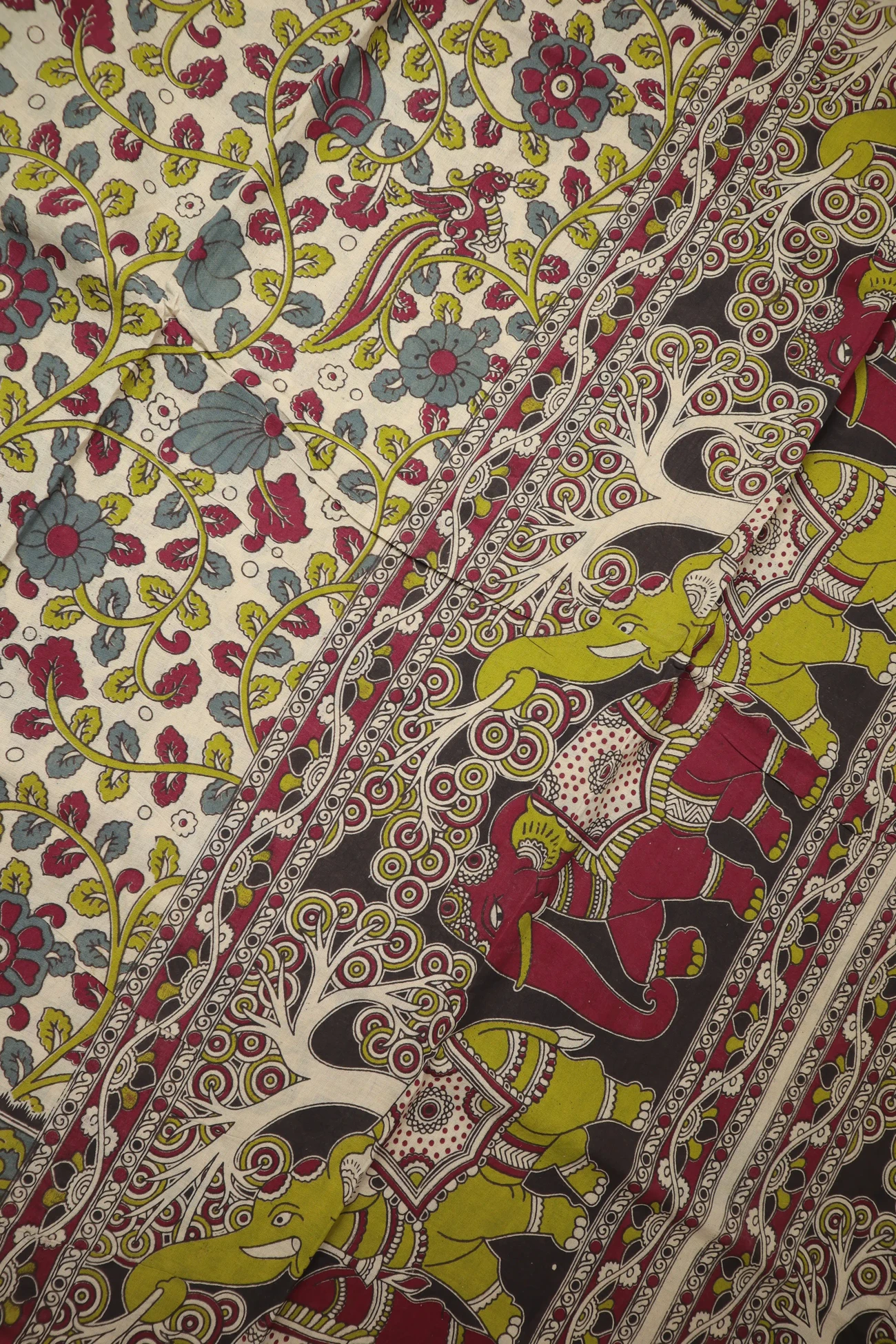 white-flower-kalamkari-saree-kk001379-c
