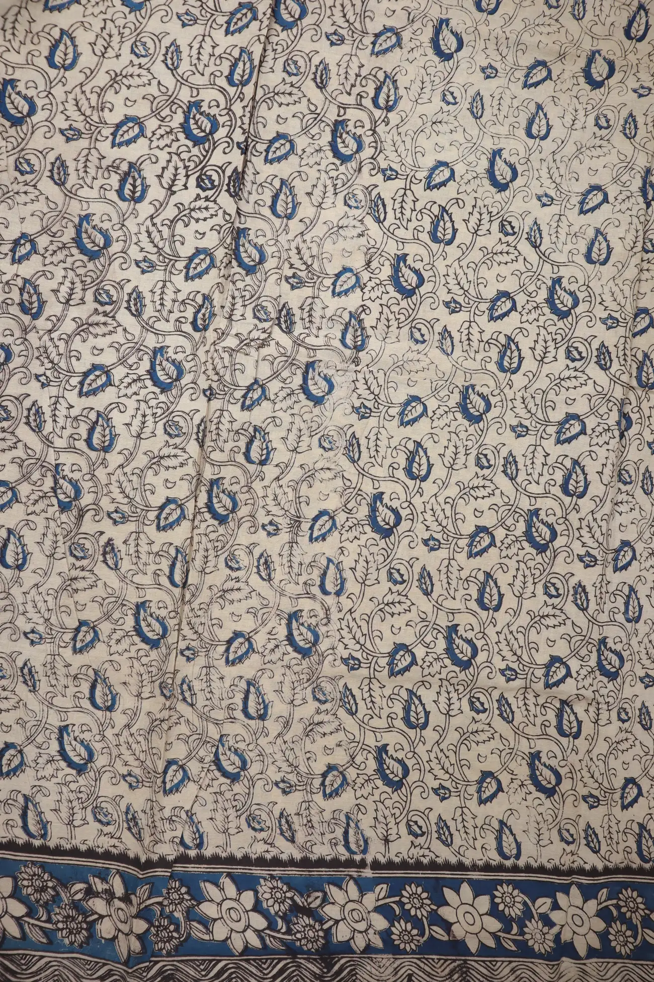 magenta-flower-kalamkari-saree-kk001317-d